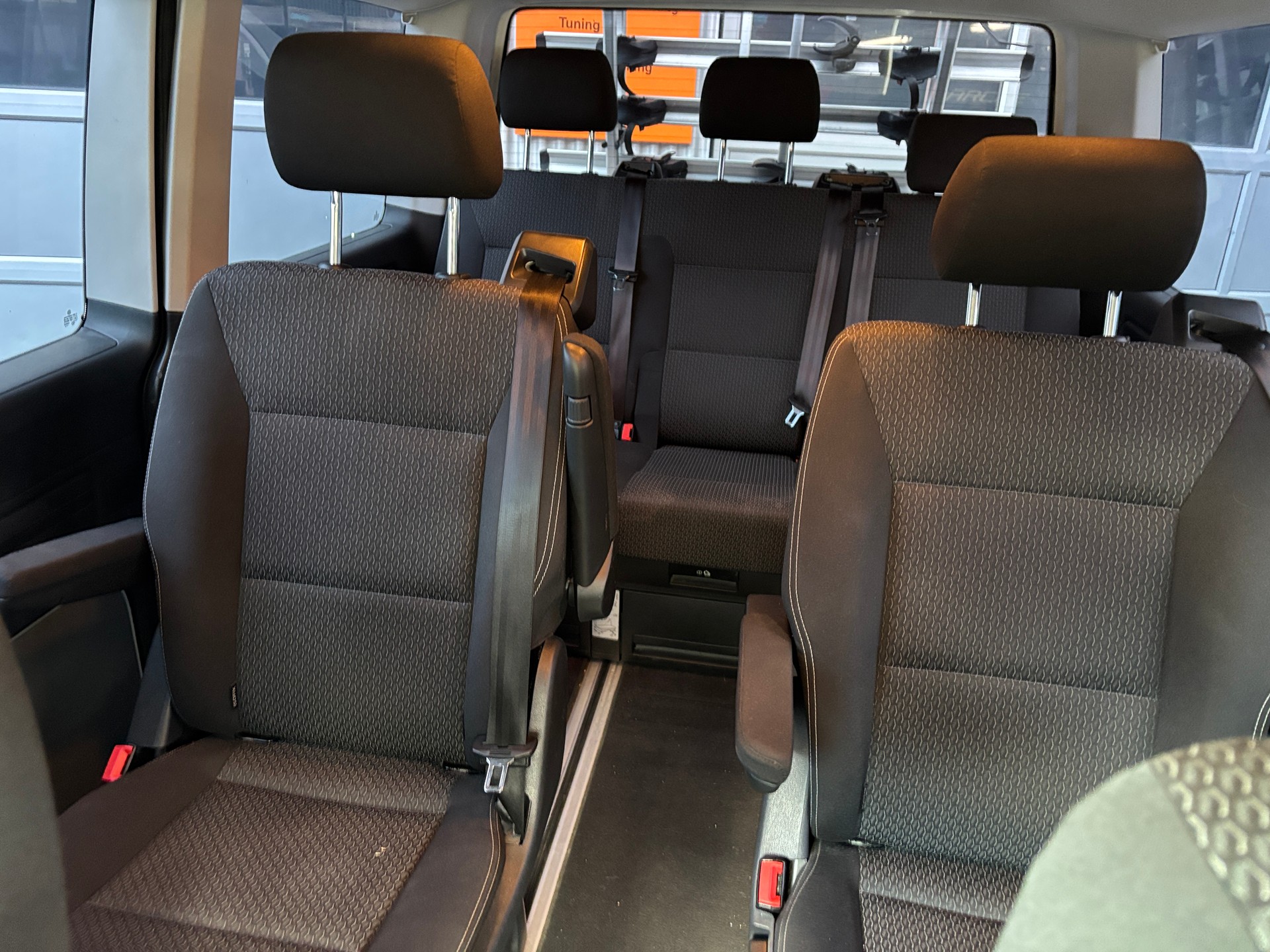 VW T6 Multivan 2.0 TDI Trendline 4Motion DSG-image-7