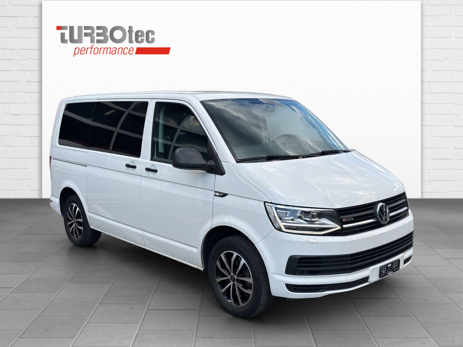 VW T6 Multivan 2.0 TDI Trendline 4Motion DSG-image-3