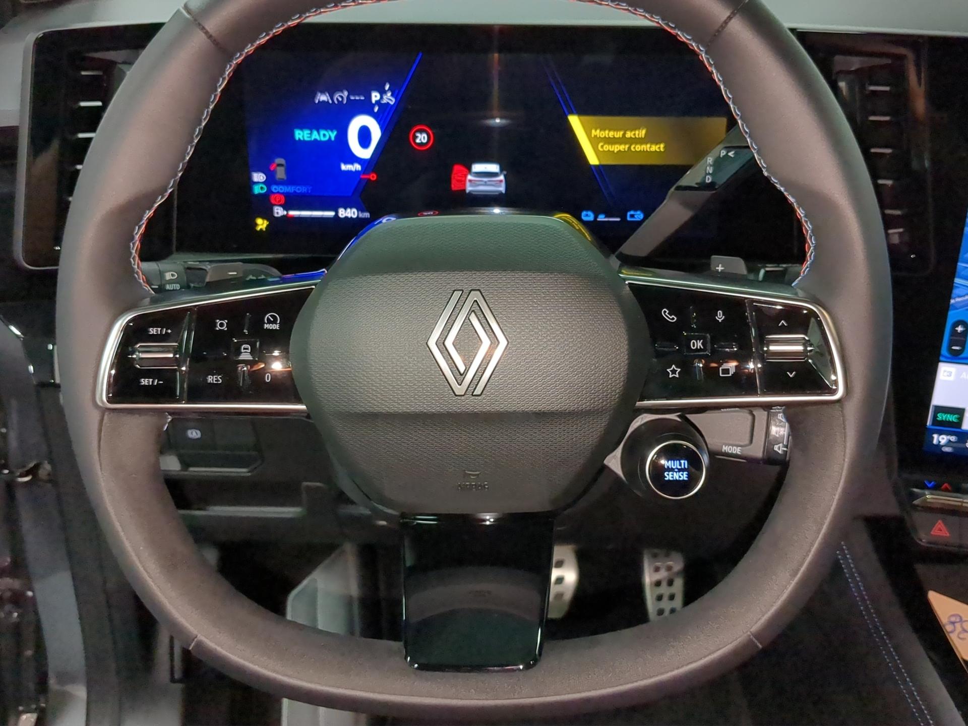 RENAULT Austral 1.2 HEV 200 Iconic Esprit Alpine A-image-9