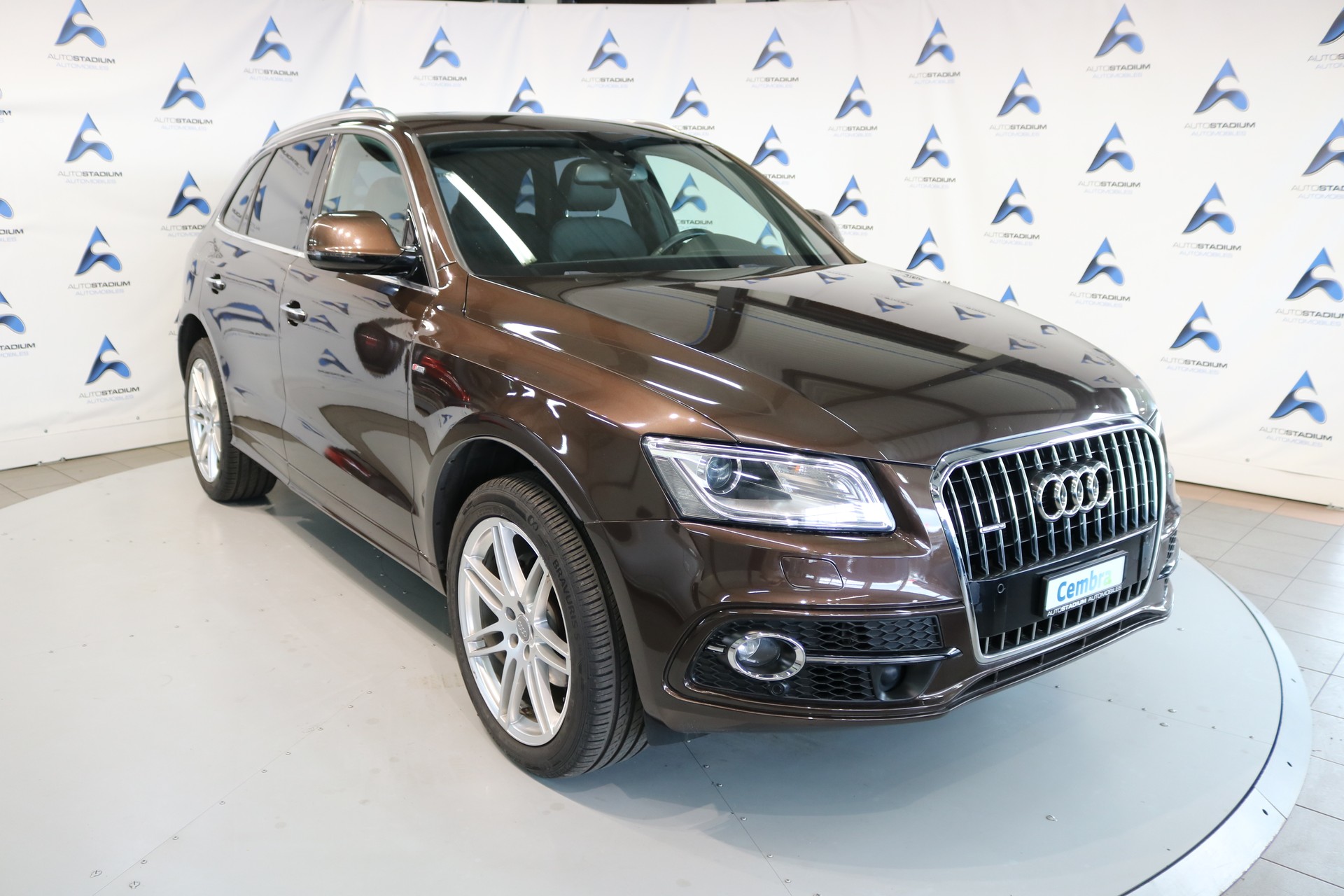 AUDI Q5 2.0 TDI quattro S-tronic-image-0