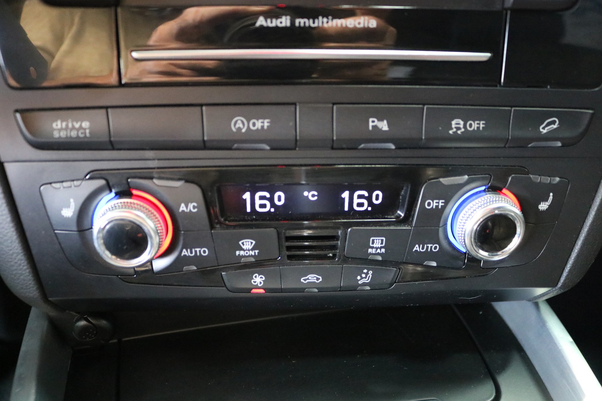 AUDI Q5 2.0 TDI quattro S-tronic-image-25