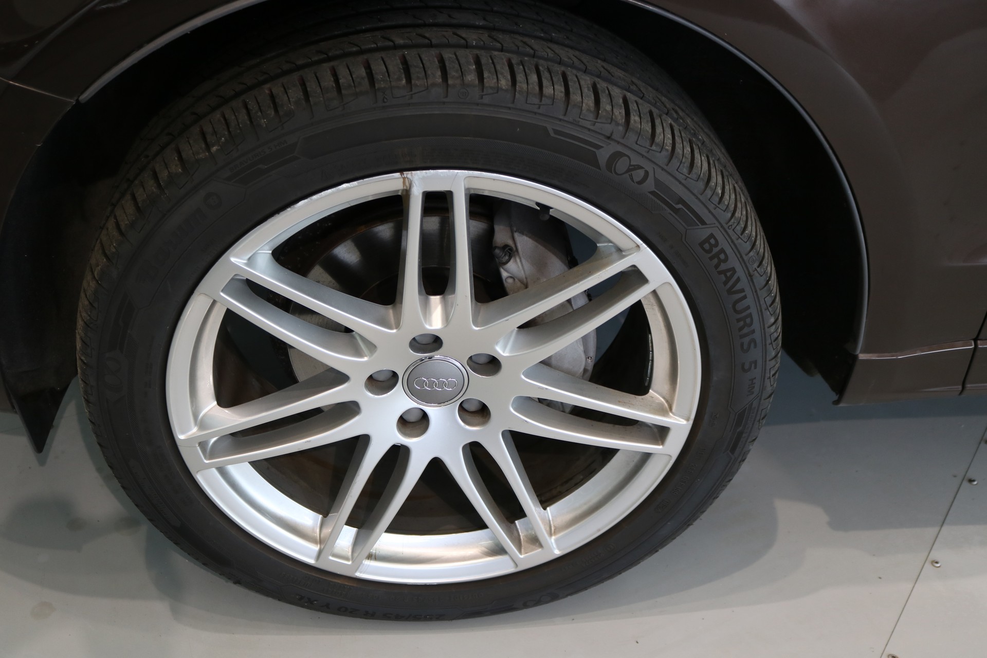 AUDI Q5 2.0 TDI quattro S-tronic-image-18
