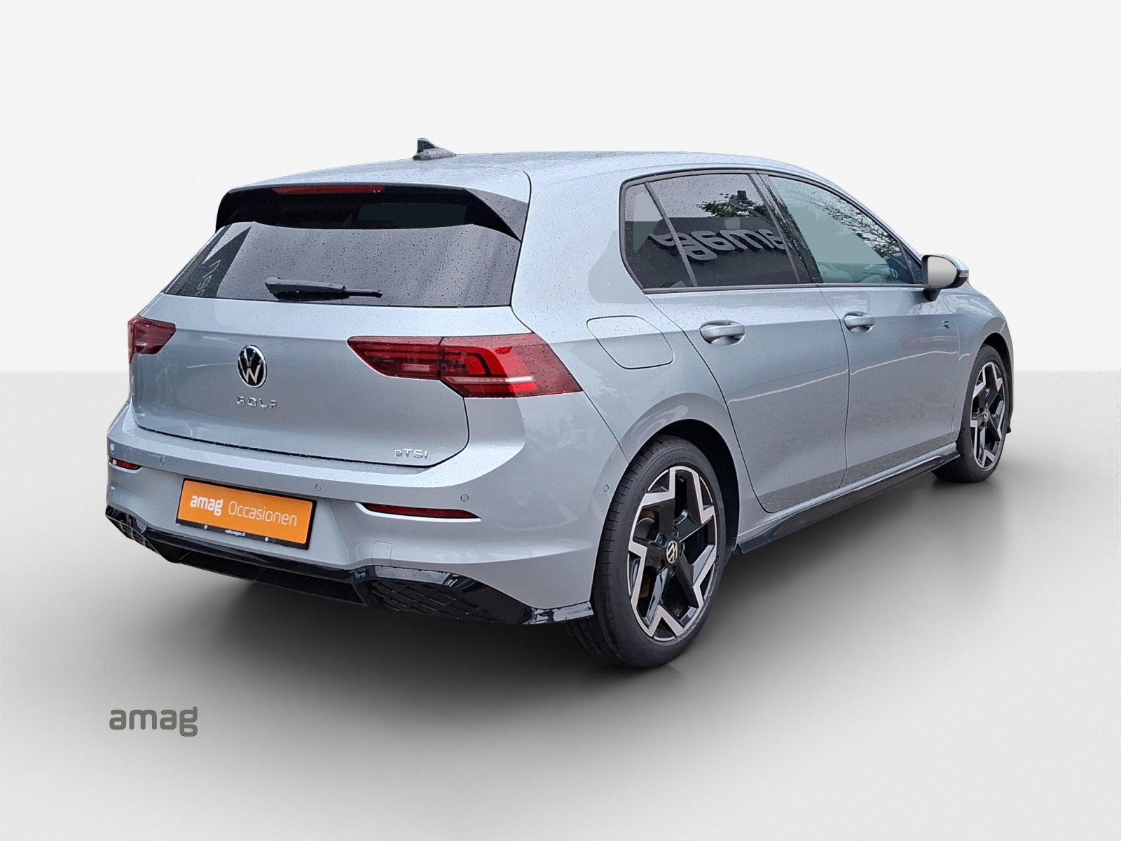 VW Golf 1.5 e TSI mHEV R-Line DSG-image-4