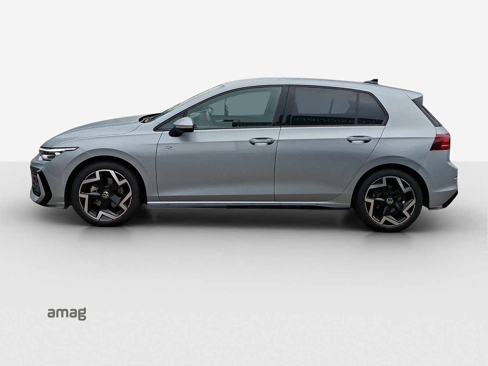 VW Golf 1.5 e TSI mHEV R-Line DSG-image-1