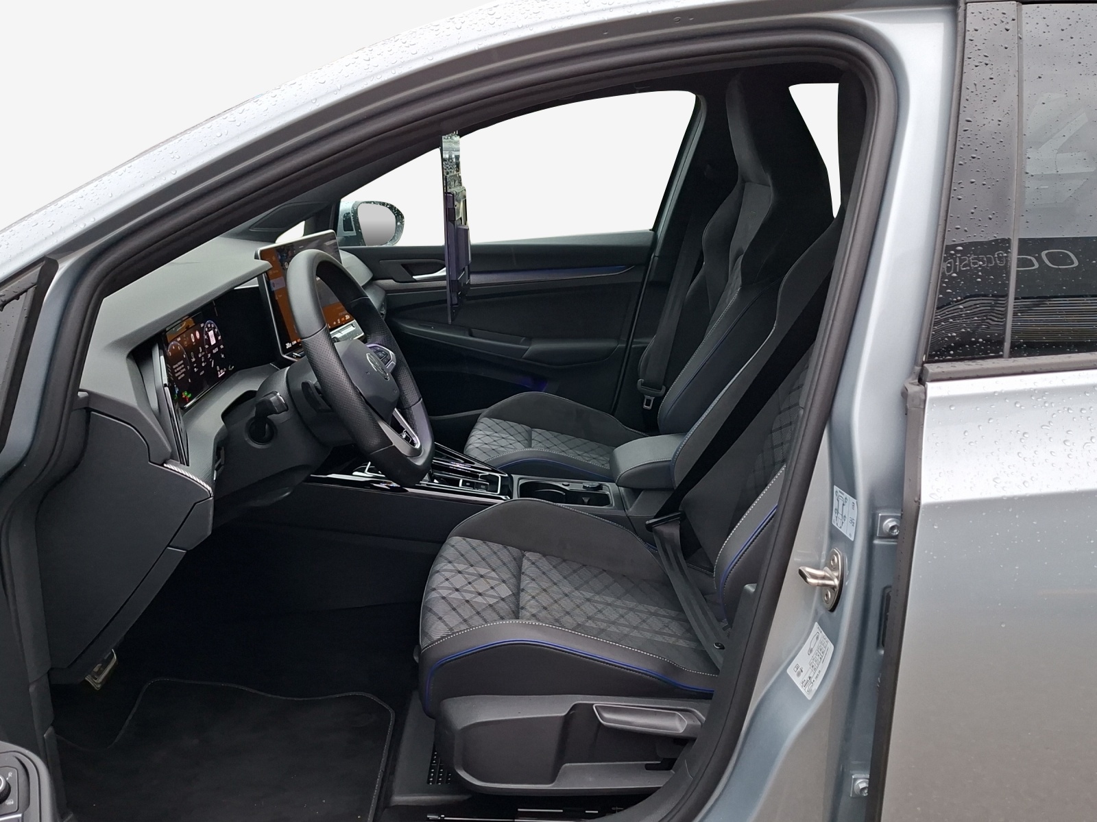 VW Golf 1.5 e TSI mHEV R-Line DSG-image-7