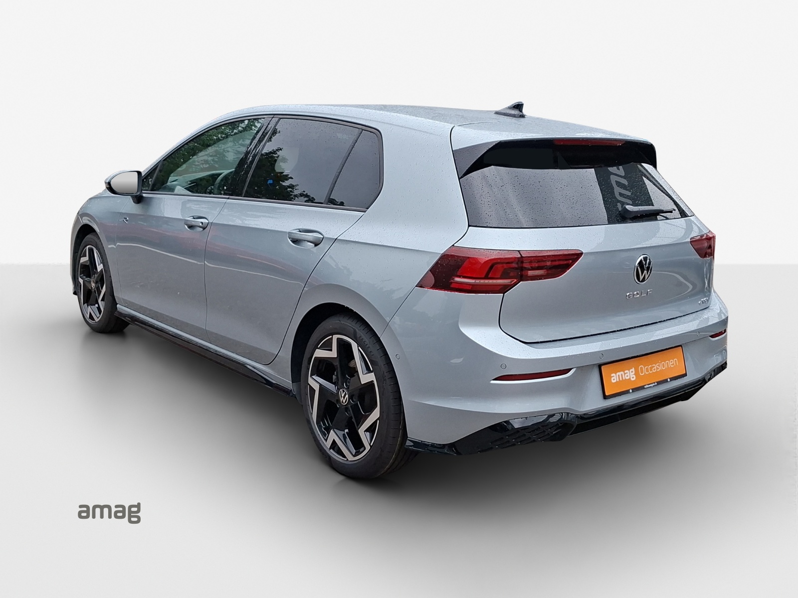 VW Golf 1.5 e TSI mHEV R-Line DSG-image-2