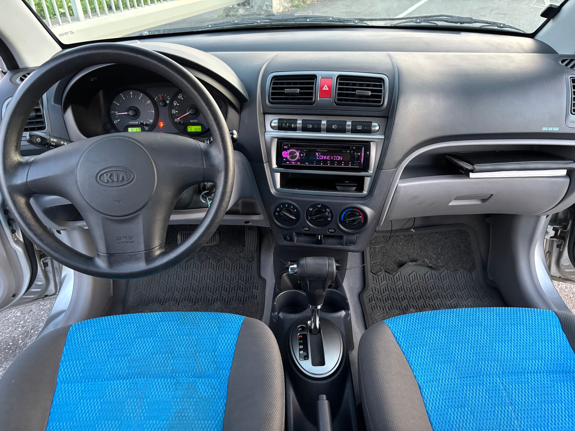 KIA Picanto 1.1 EX-image-6