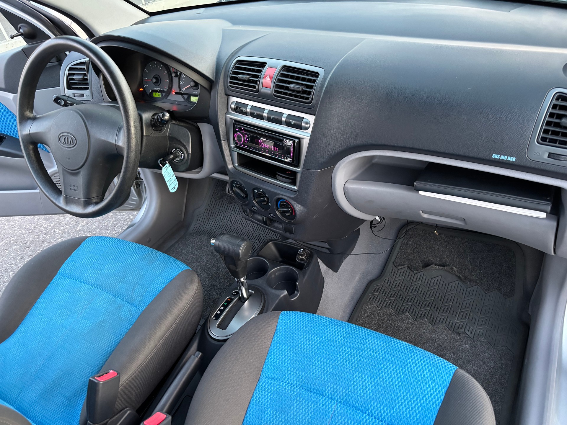 KIA Picanto 1.1 EX-image-11