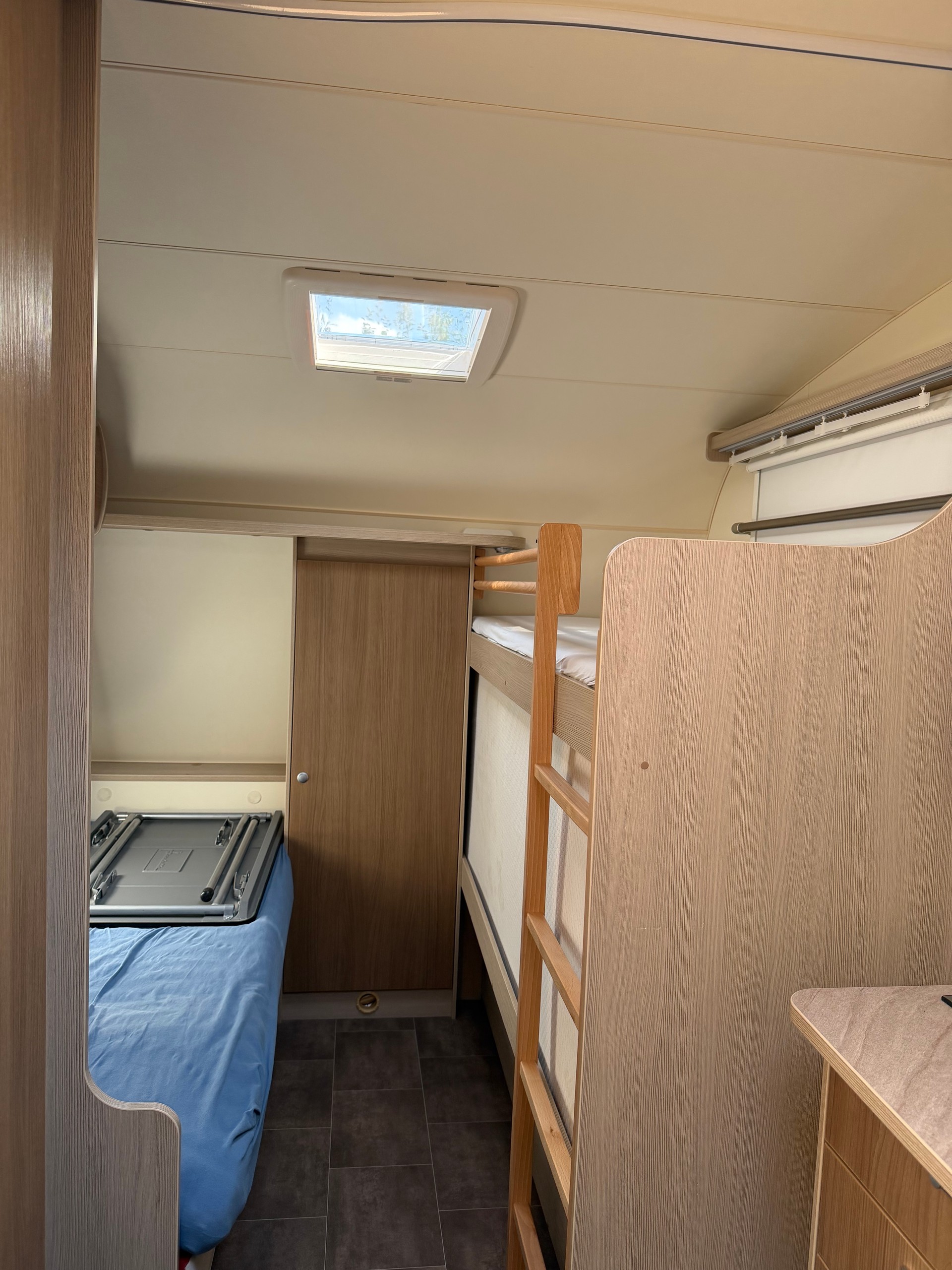BÜRSTNER Averso Plus 510TK-image-4