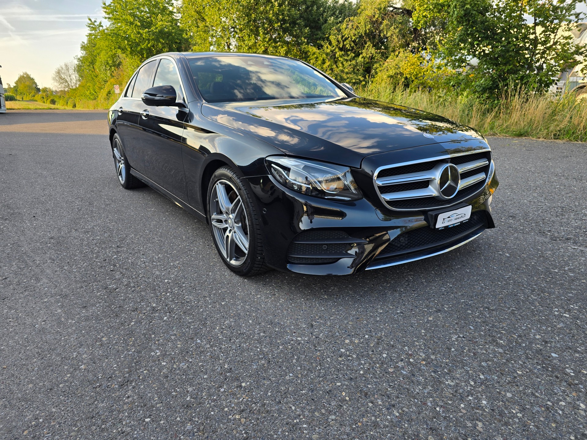 MERCEDES-BENZ E 200 AMG Line 9G-Tronic-image-1