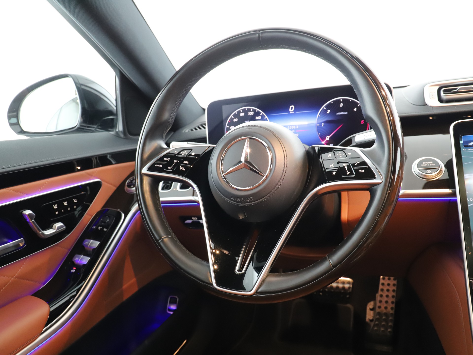 MERCEDES-BENZ S 400 d L 4M AMGLine 9G-T-image-11