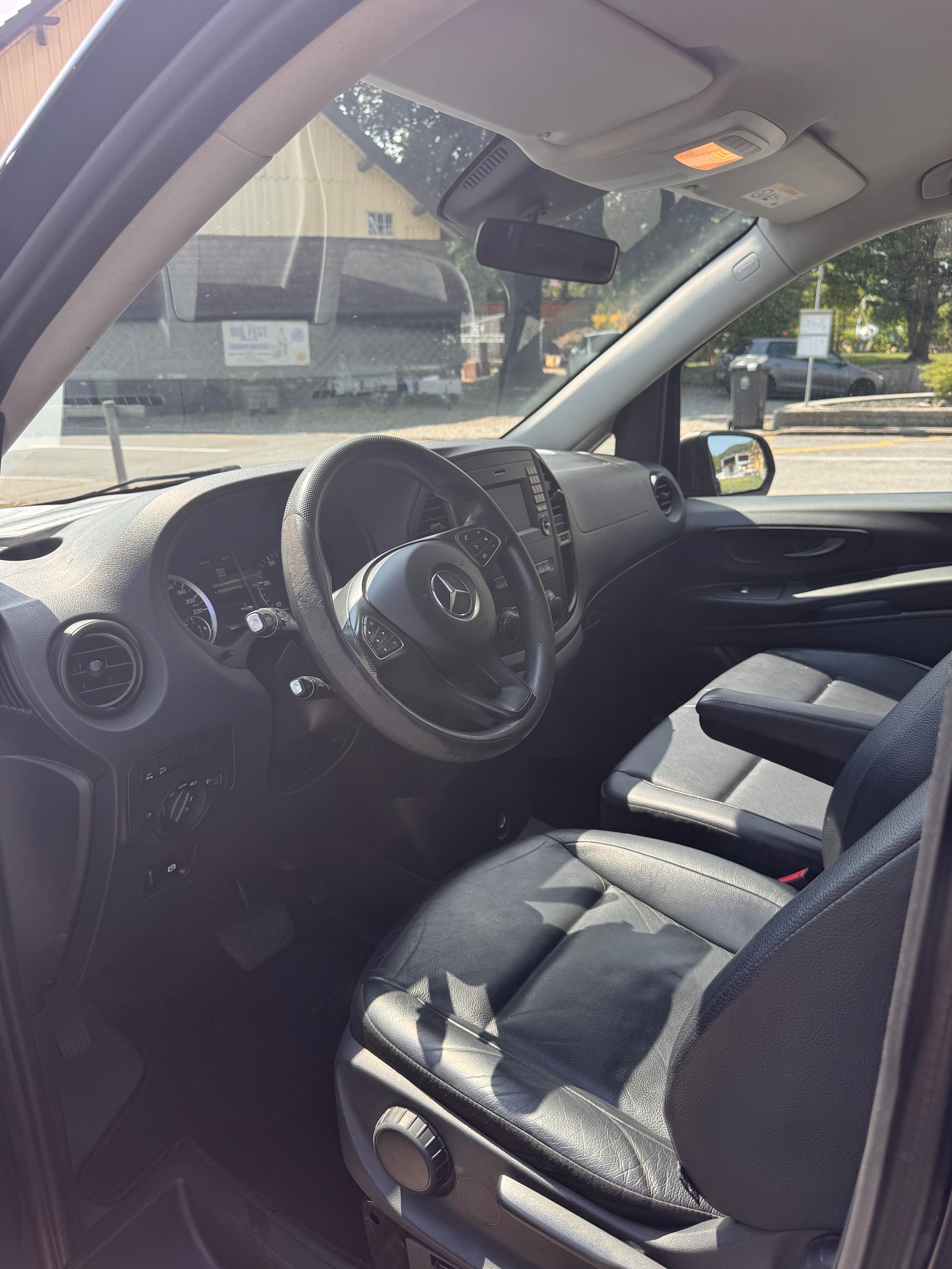 MERCEDES-BENZ Vito 116 BlueTec Tourer Pro 4Matic 7G-Tronic-image-7