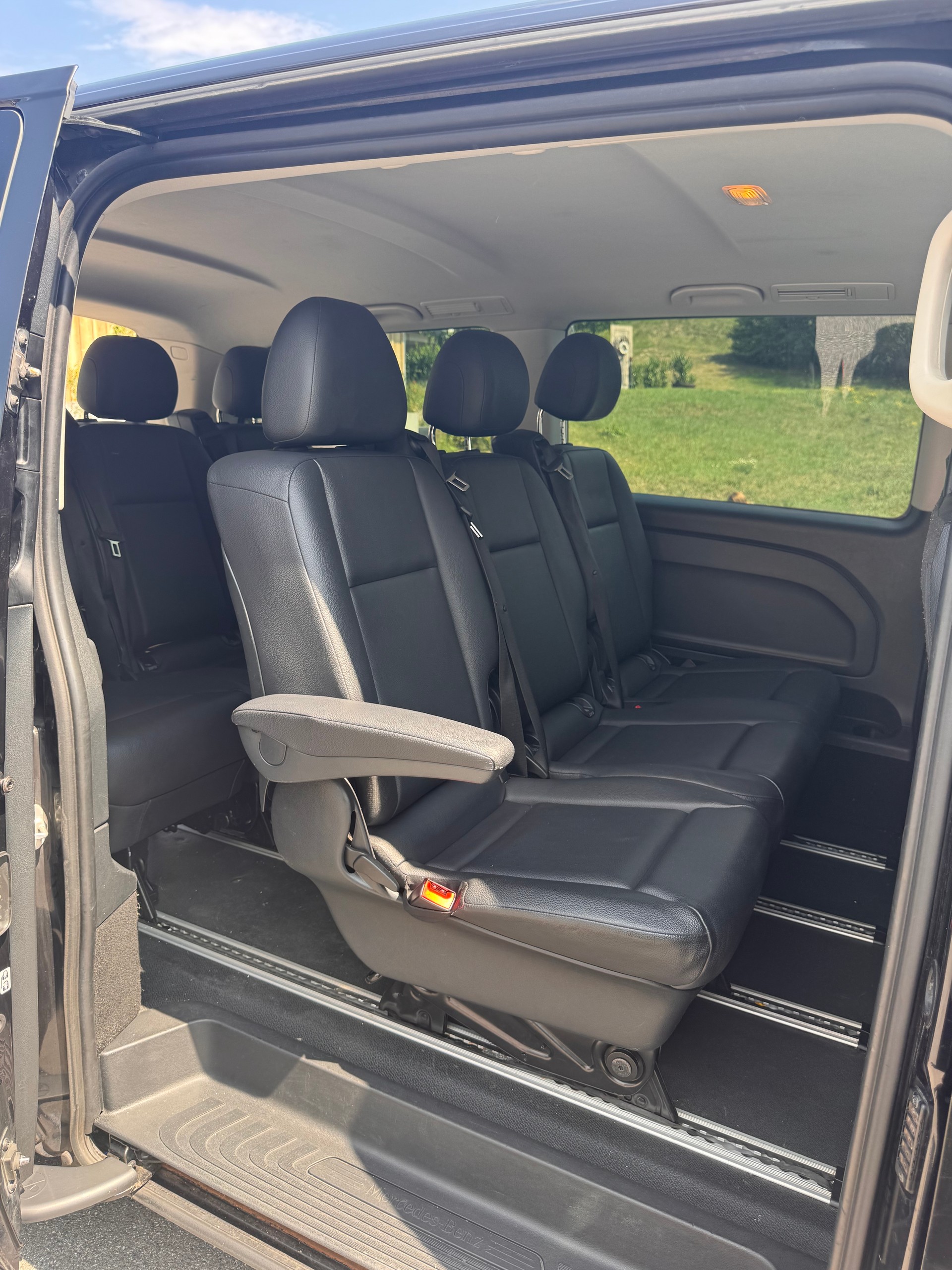 MERCEDES-BENZ Vito 116 BlueTec Tourer Pro 4Matic 7G-Tronic-image-3