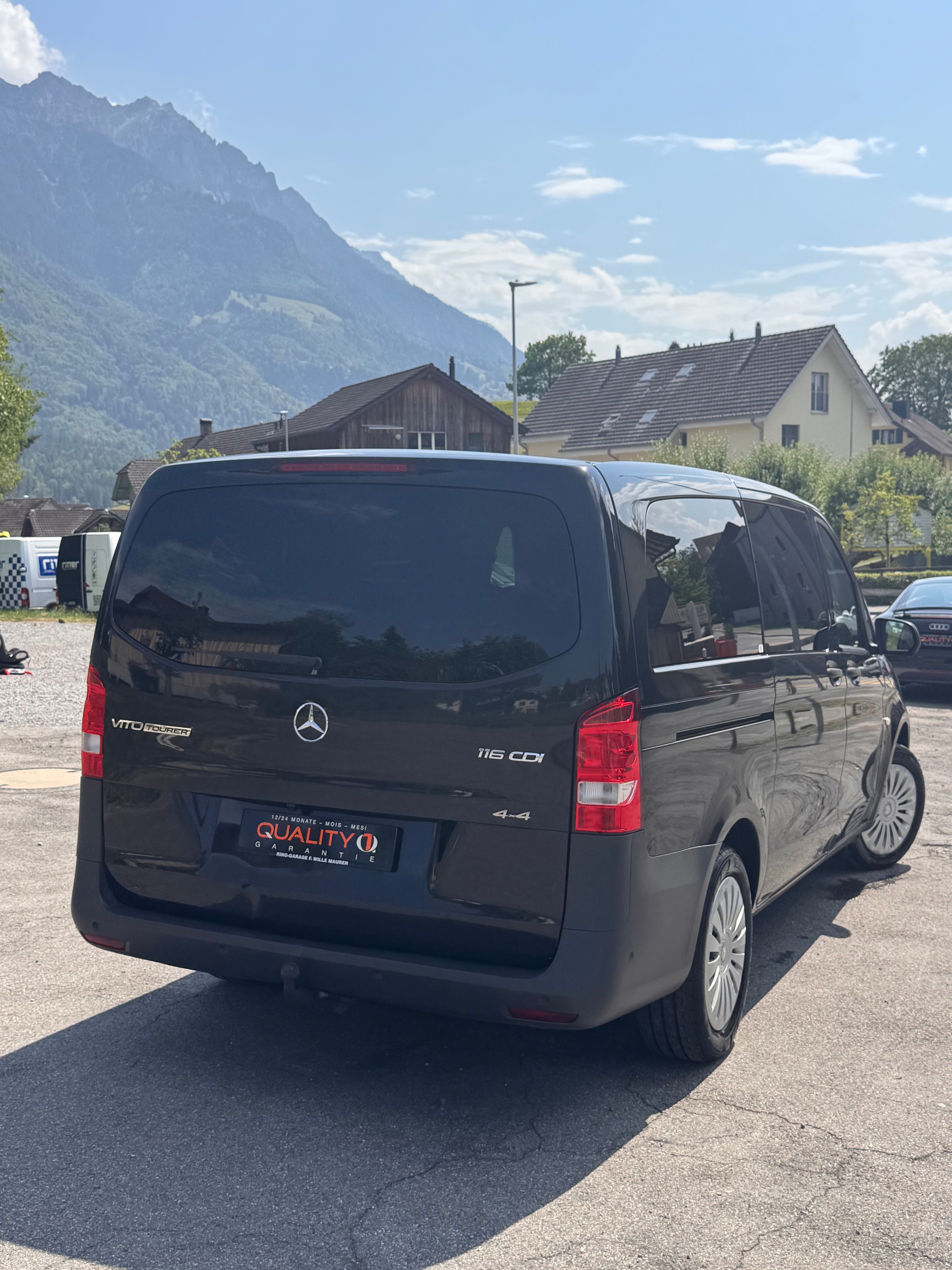 MERCEDES-BENZ Vito 116 BlueTec Tourer Pro 4Matic 7G-Tronic-image-2