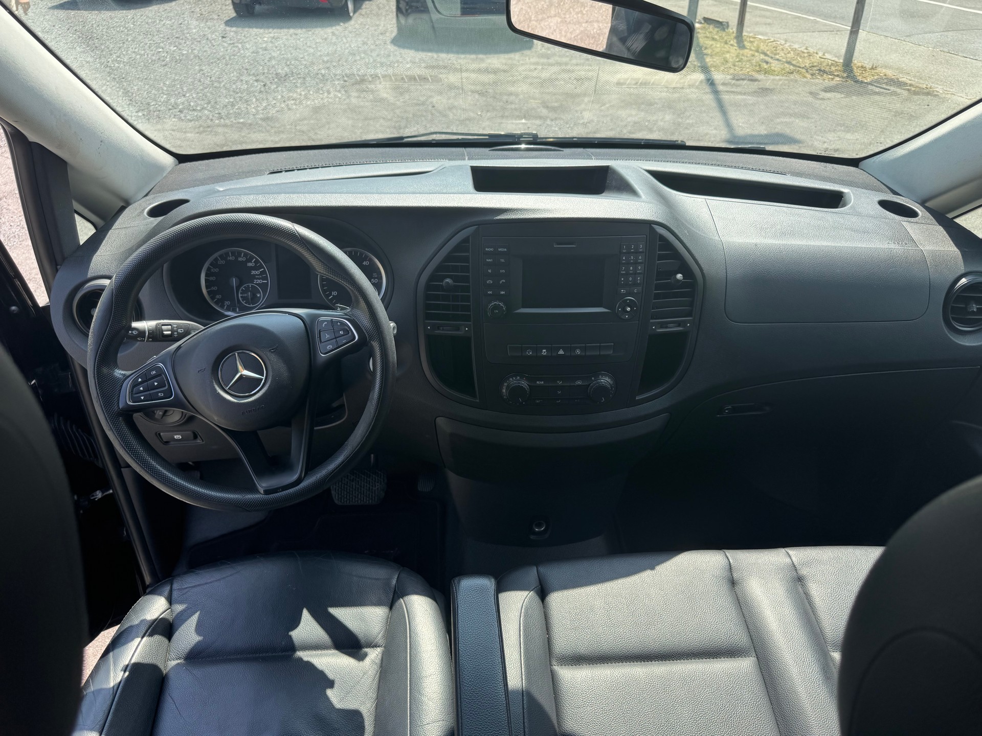 MERCEDES-BENZ Vito 116 BlueTec Tourer Pro 4Matic 7G-Tronic-image-6