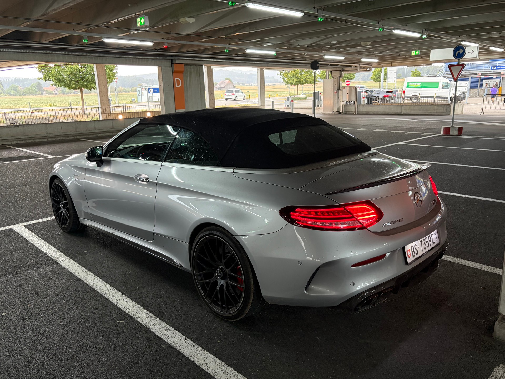 MERCEDES-BENZ C 63 S AMG-image-3