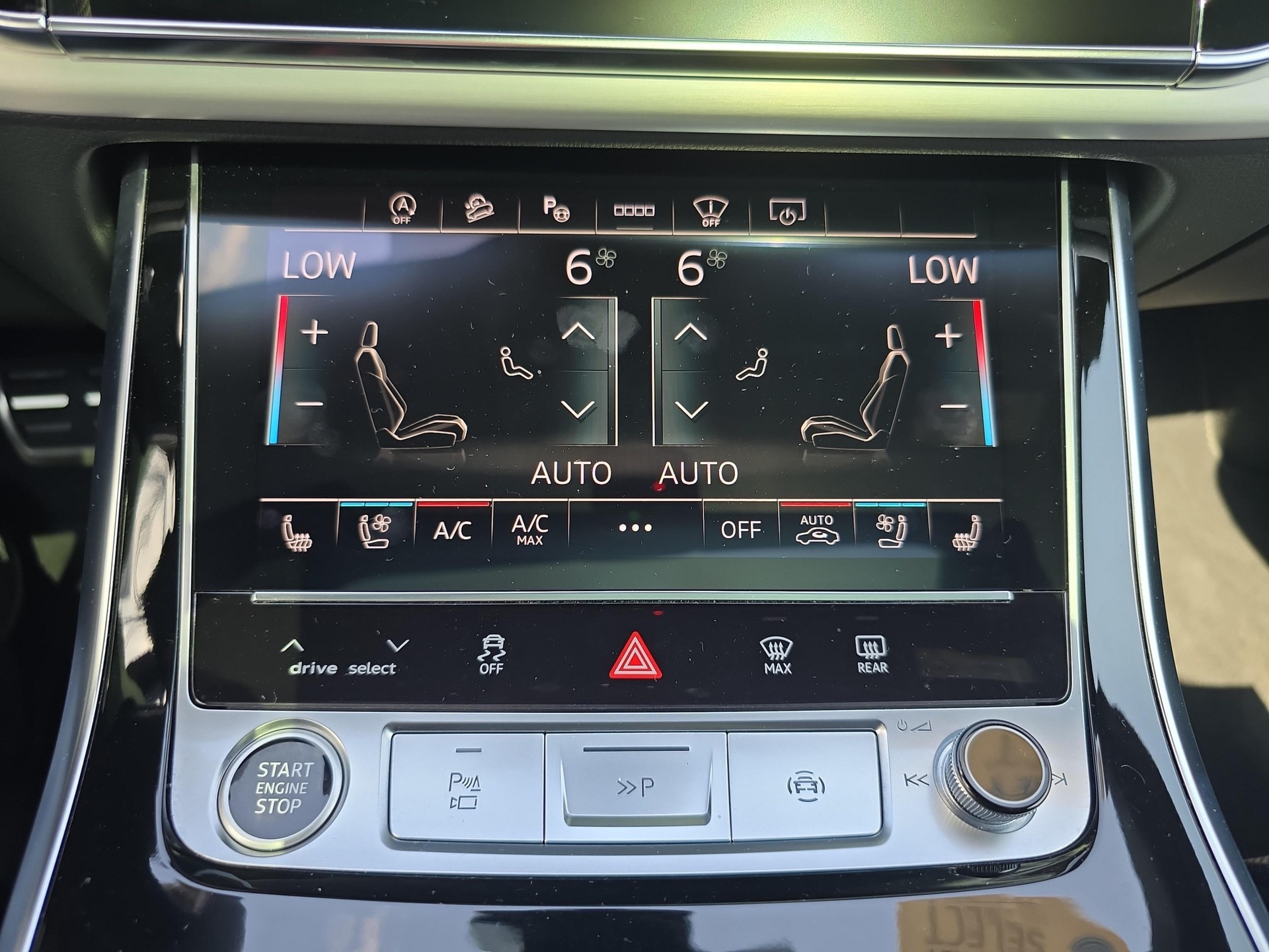 AUDI Q8 3.0 50 TDI Black Edition quattro T-Tronic-image-15