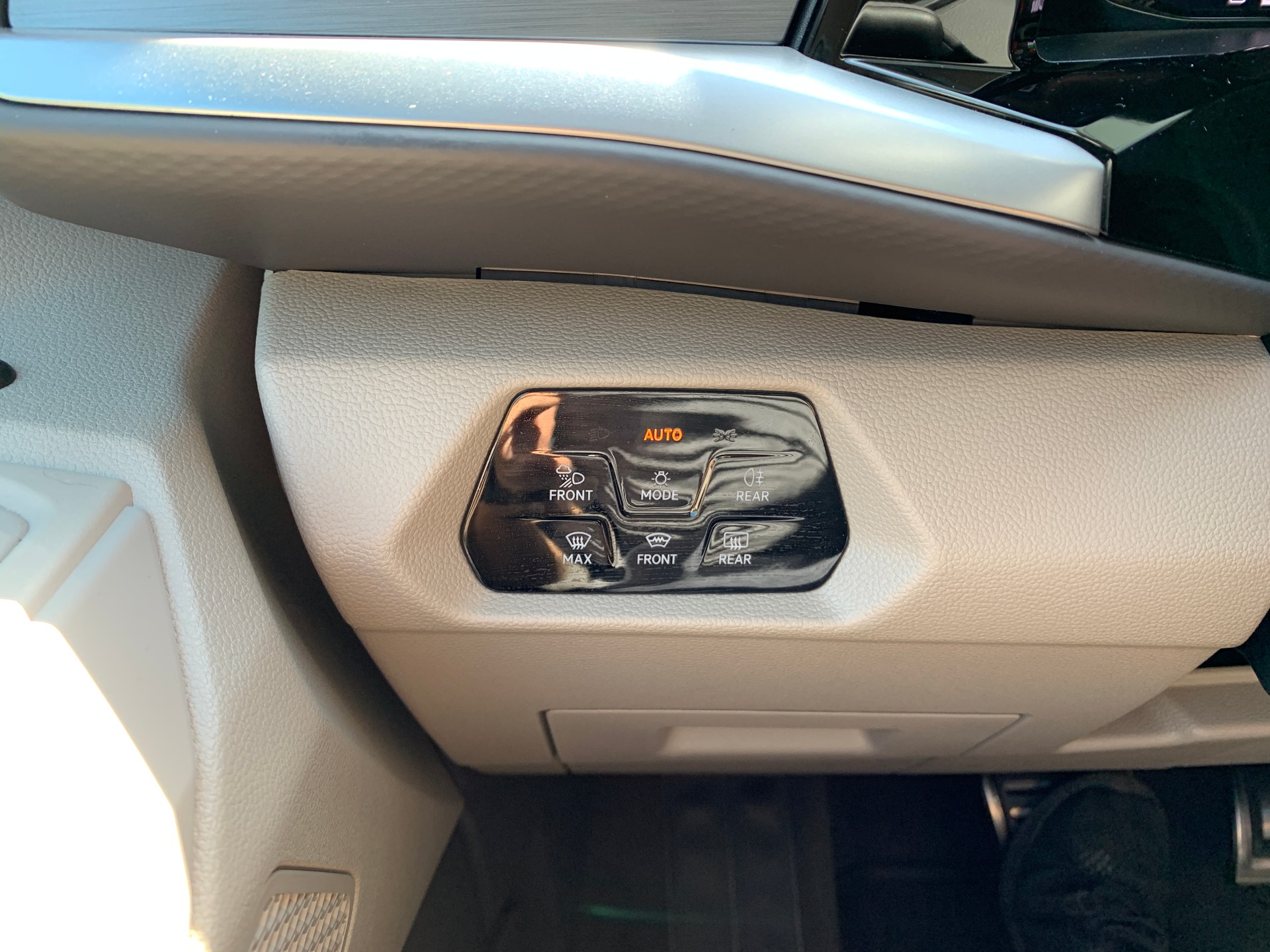 VW Multivan 1.5 eHybrid Style Liberty 4Motion DSG-image-11