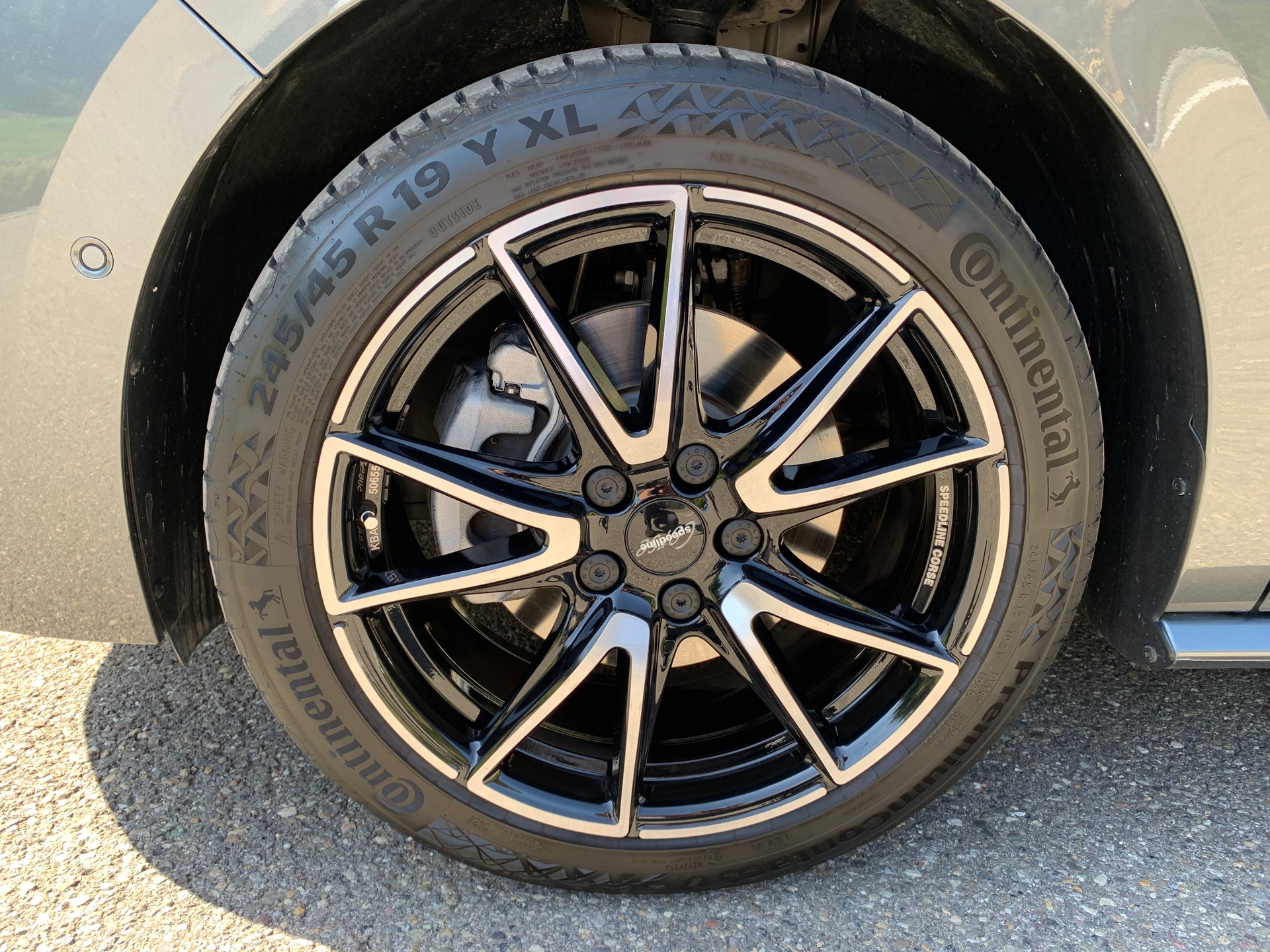 VW Multivan 1.5 eHybrid Style Liberty 4Motion DSG-image-2