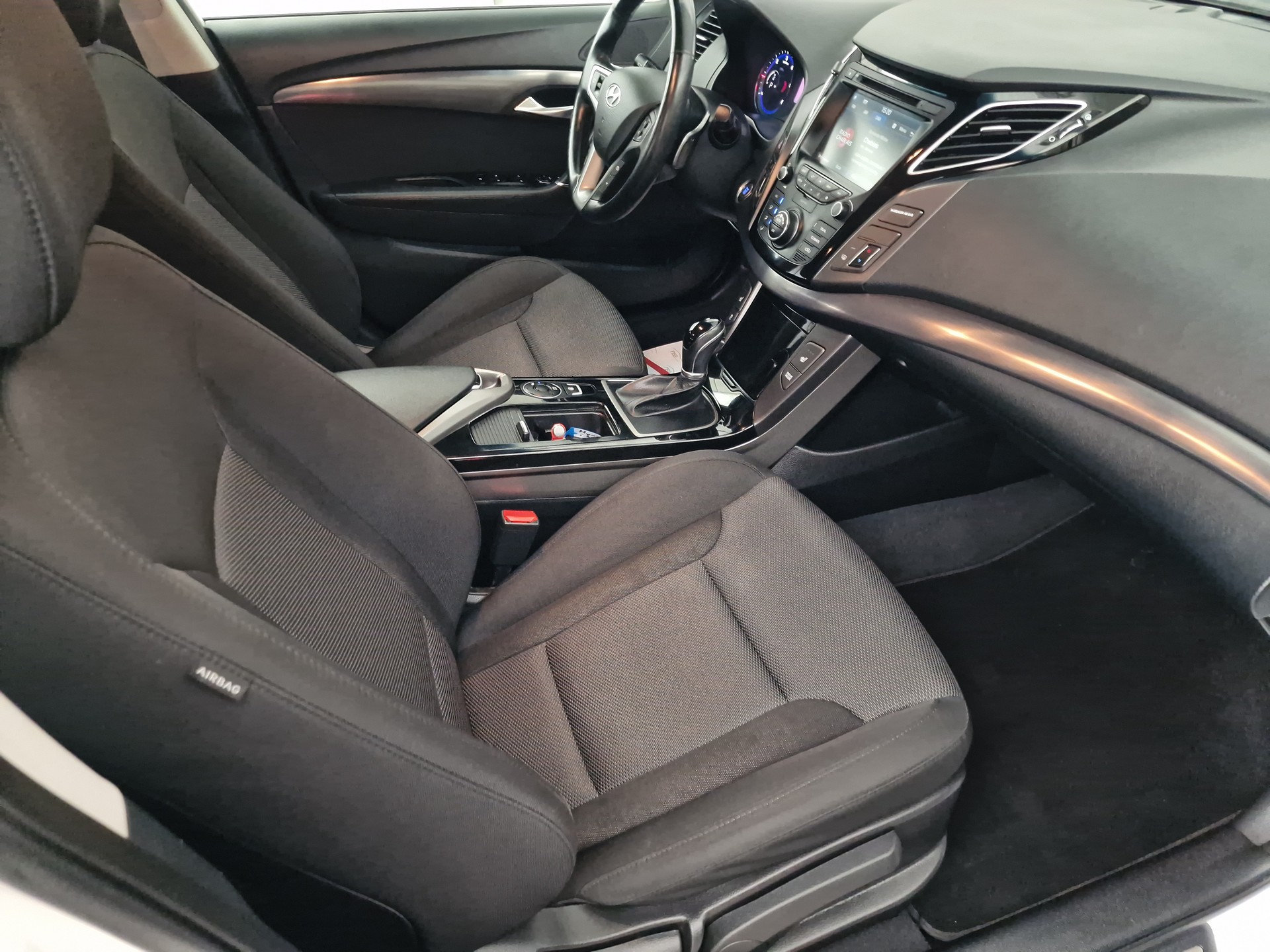 HYUNDAI i40 Wagon 1.7 CRDI Vertex Automatic-image-7