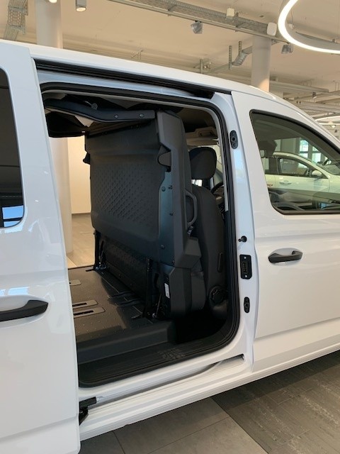 FORD Grand Connect FlexCab Trend PHEV-image-12