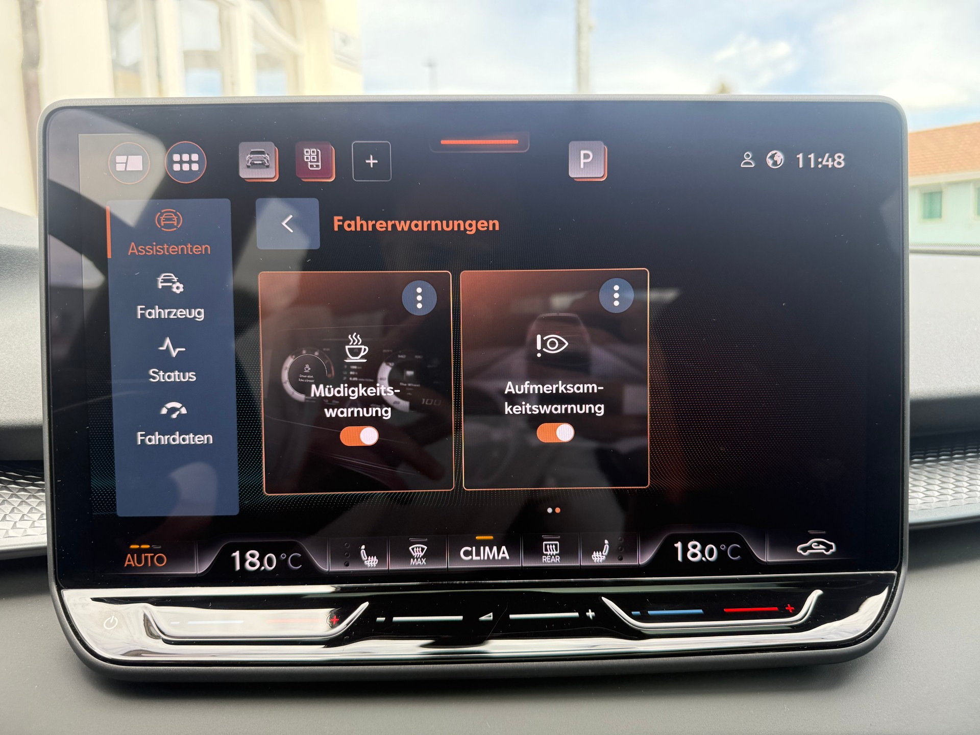 CUPRA Terramar 2.0 TSI VZ 4Drive DSG * 20 ZOLL * PANORAMA *-image-26