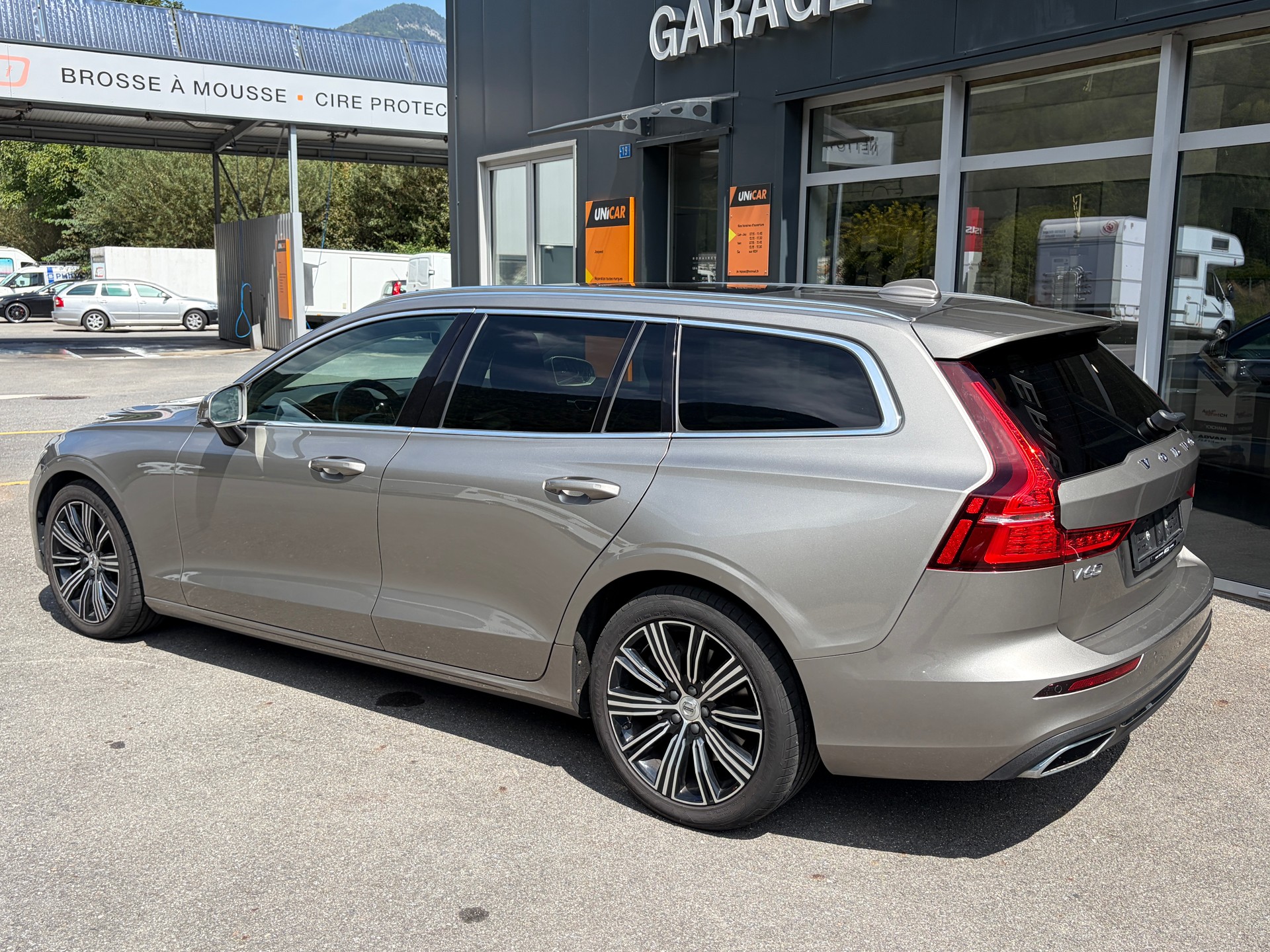 VOLVO V60 T6 AWD Inscription Geartronic-image-2