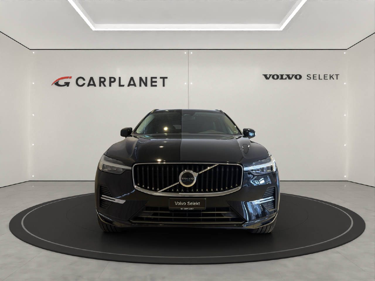 VOLVO XC60 2.0 B4 MH Momentum AWD-image-3