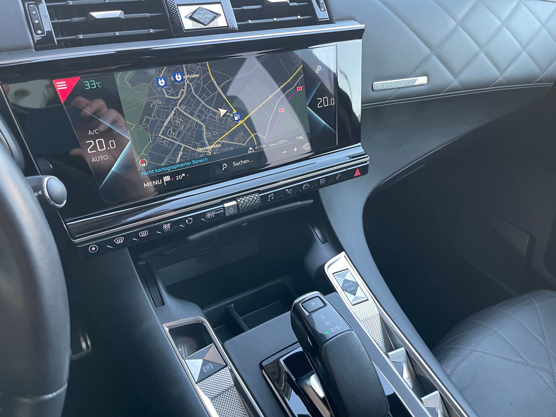 DS AUTOMOBILES DS 7 Crossback E-Tense 225 Rivoli-image-13
