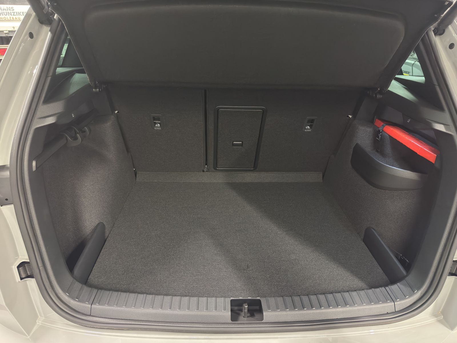 SKODA Karoq 2.0 TSI SportLine 4x4 DSG-image-10