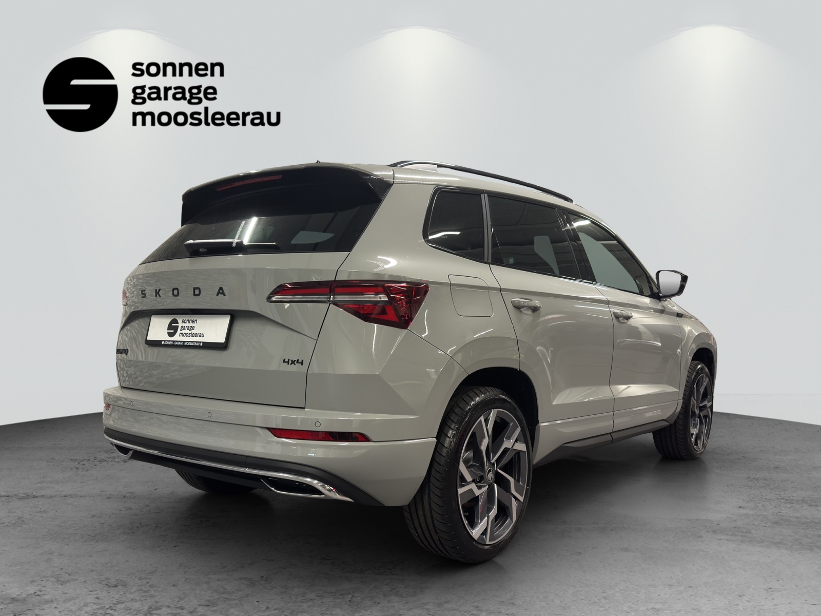 SKODA Karoq 2.0 TSI SportLine 4x4 DSG-showroom-element-2
