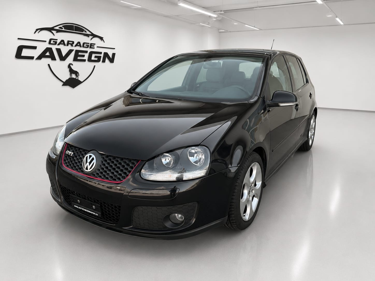 VW Golf 2.0 TFSI GTI-image-0