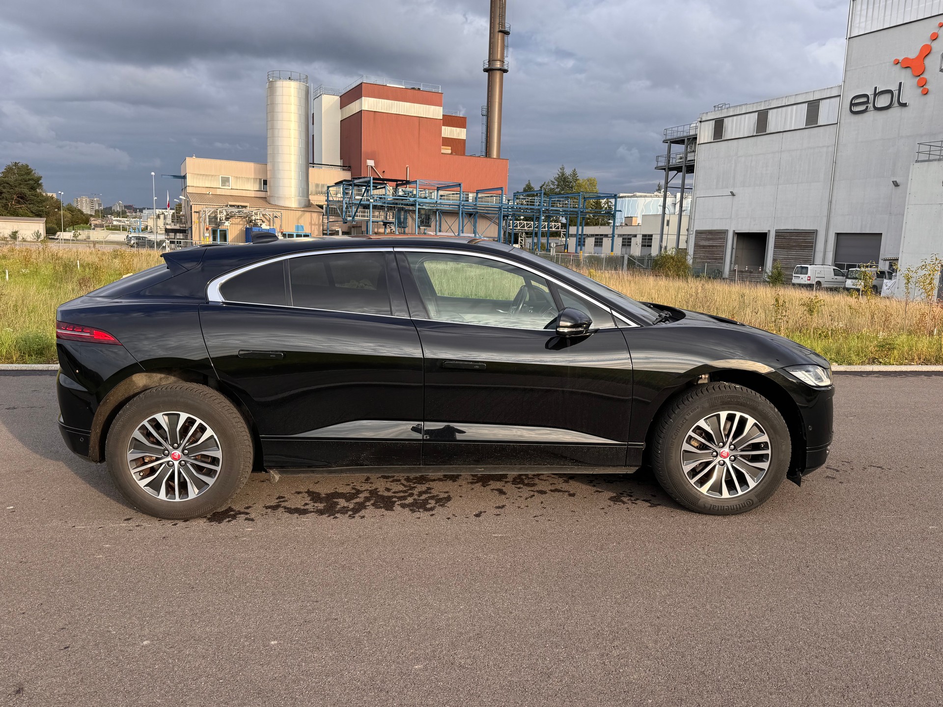JAGUAR I-Pace EV400 S AWD-image-6