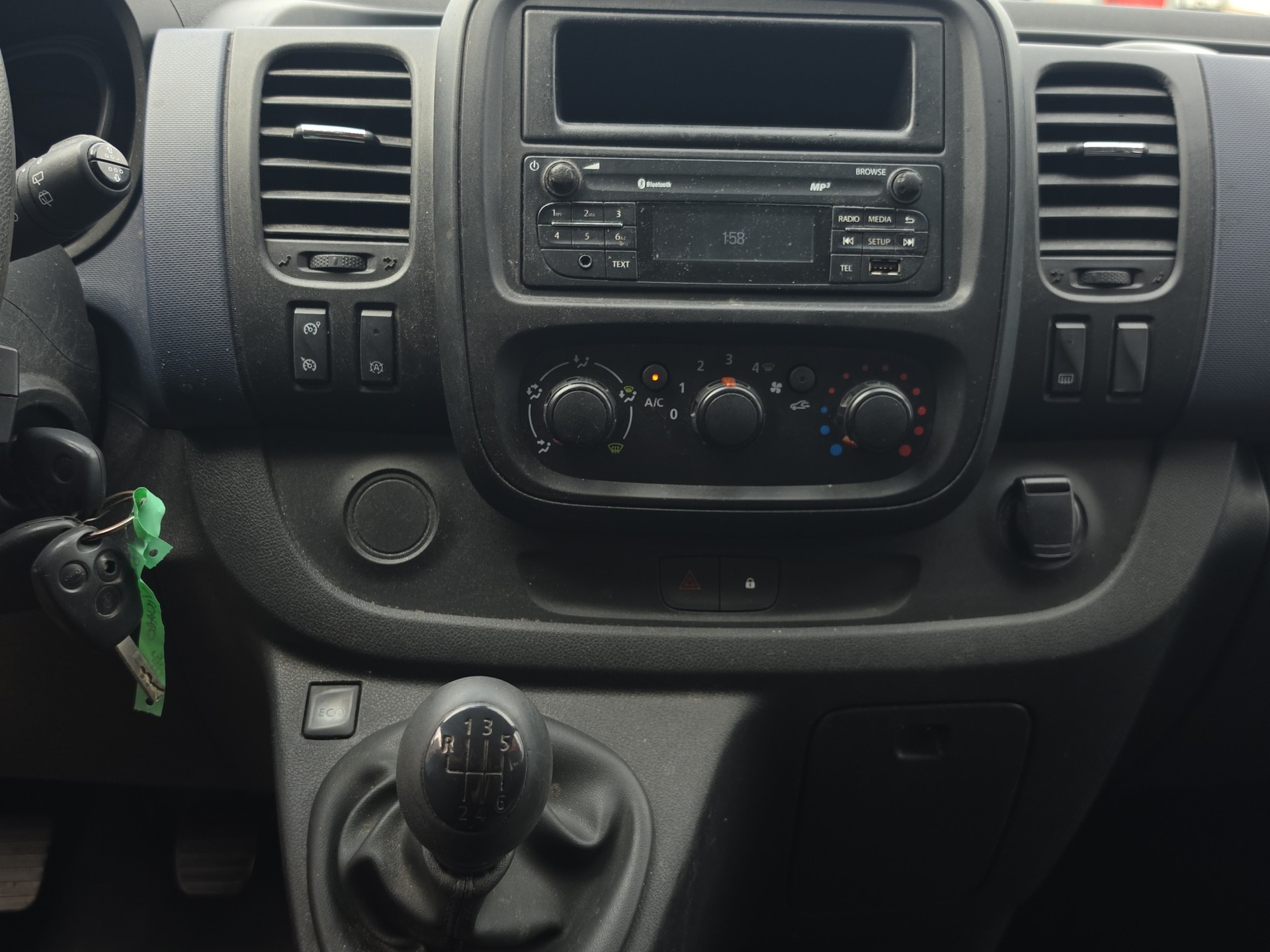 OPEL Vivaro 1.6 BiTurbo CDTI ecoFLEX 2.7t L1H1-image-11