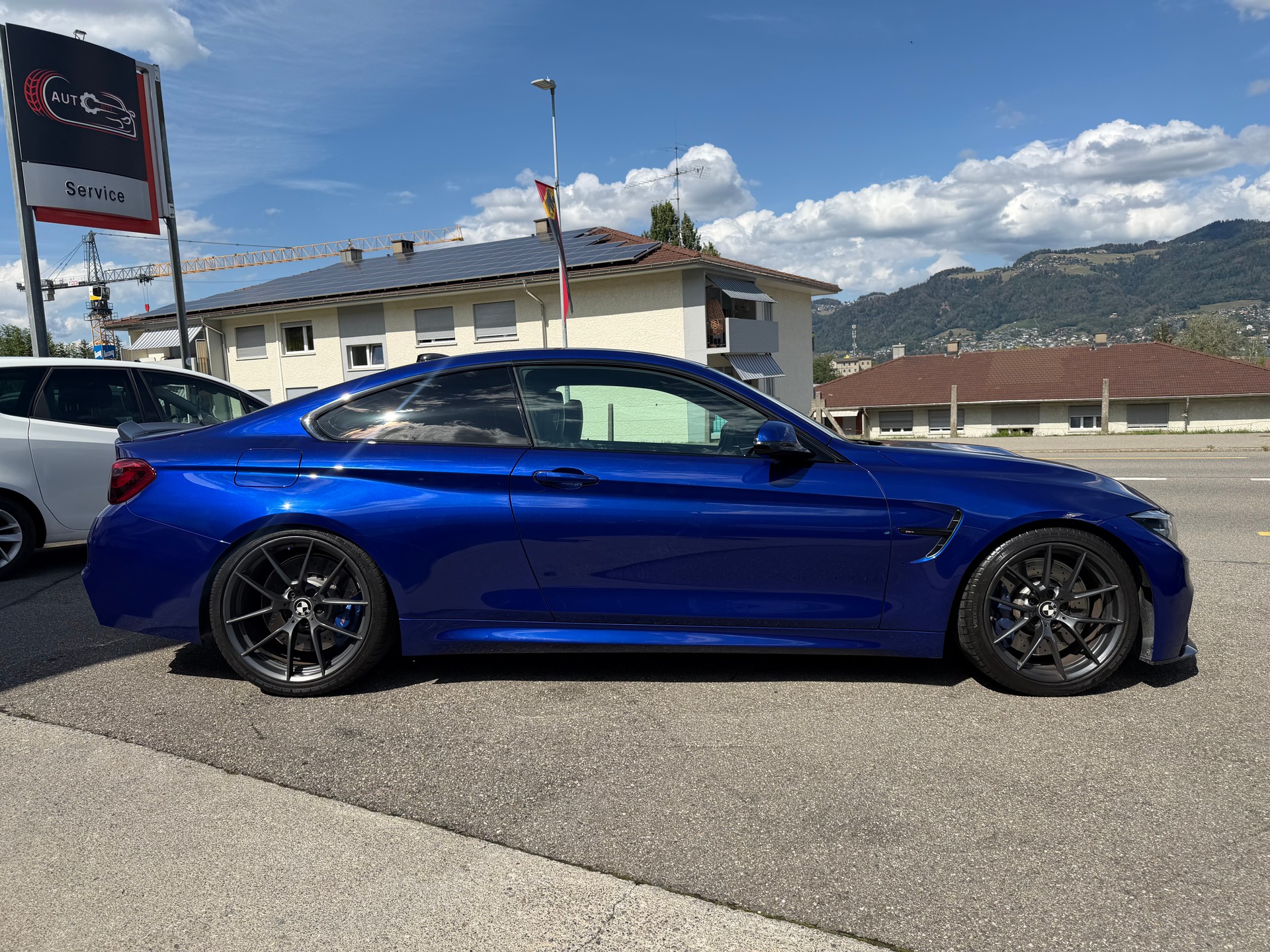 BMW M4 Coupé CS DKG-image-2