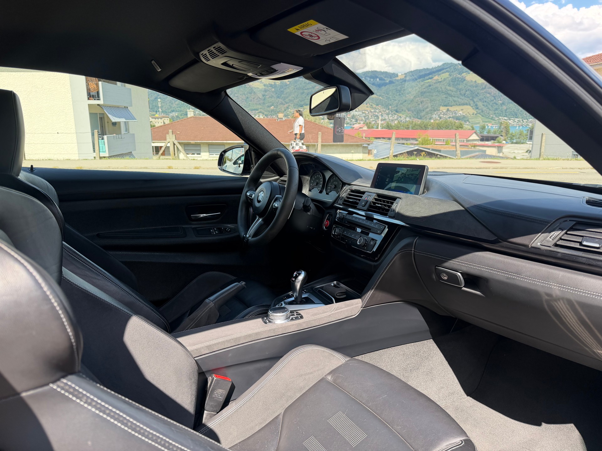 BMW M4 Coupé CS DKG-image-11