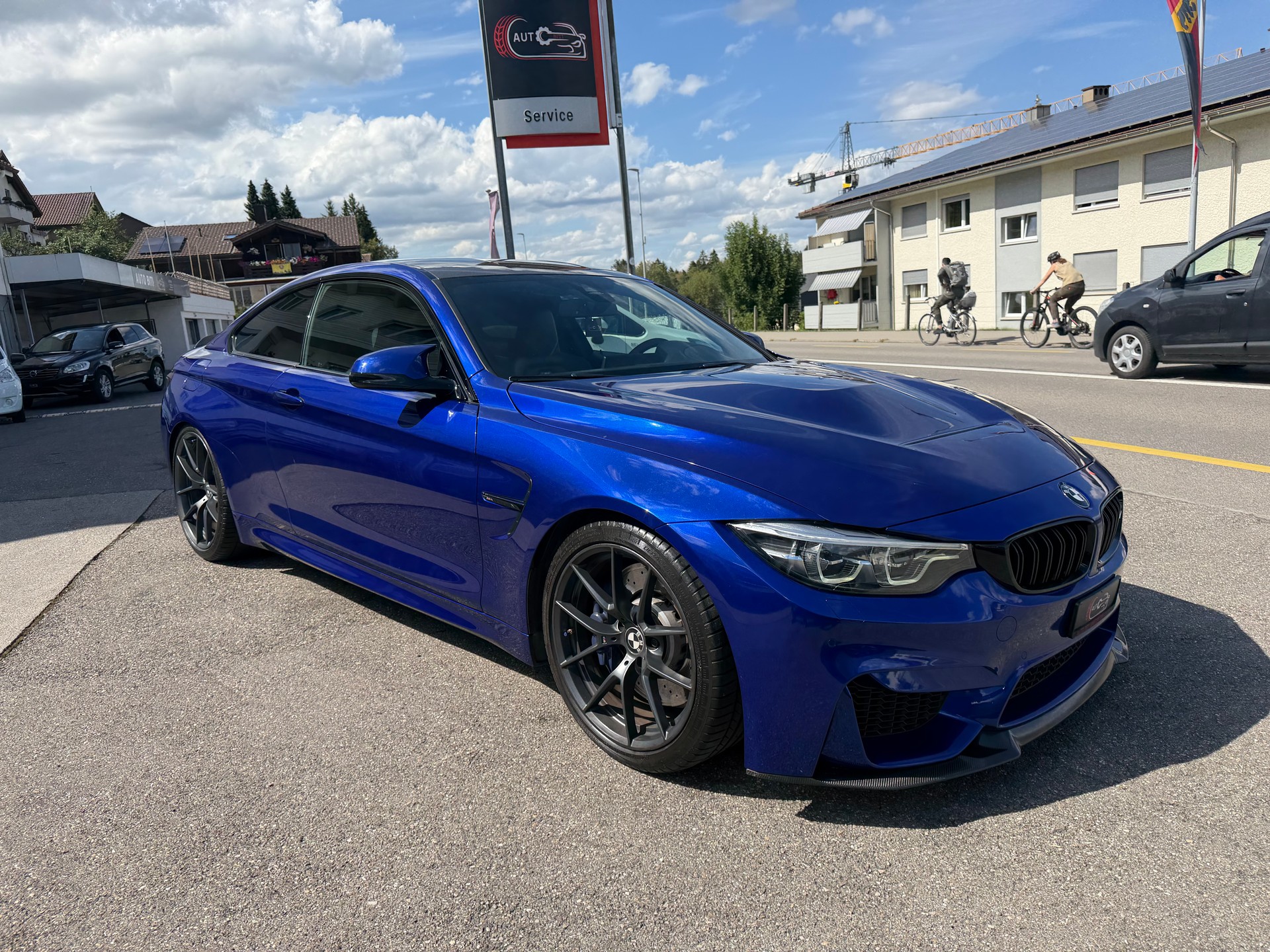 BMW M4 Coupé CS DKG-image-1