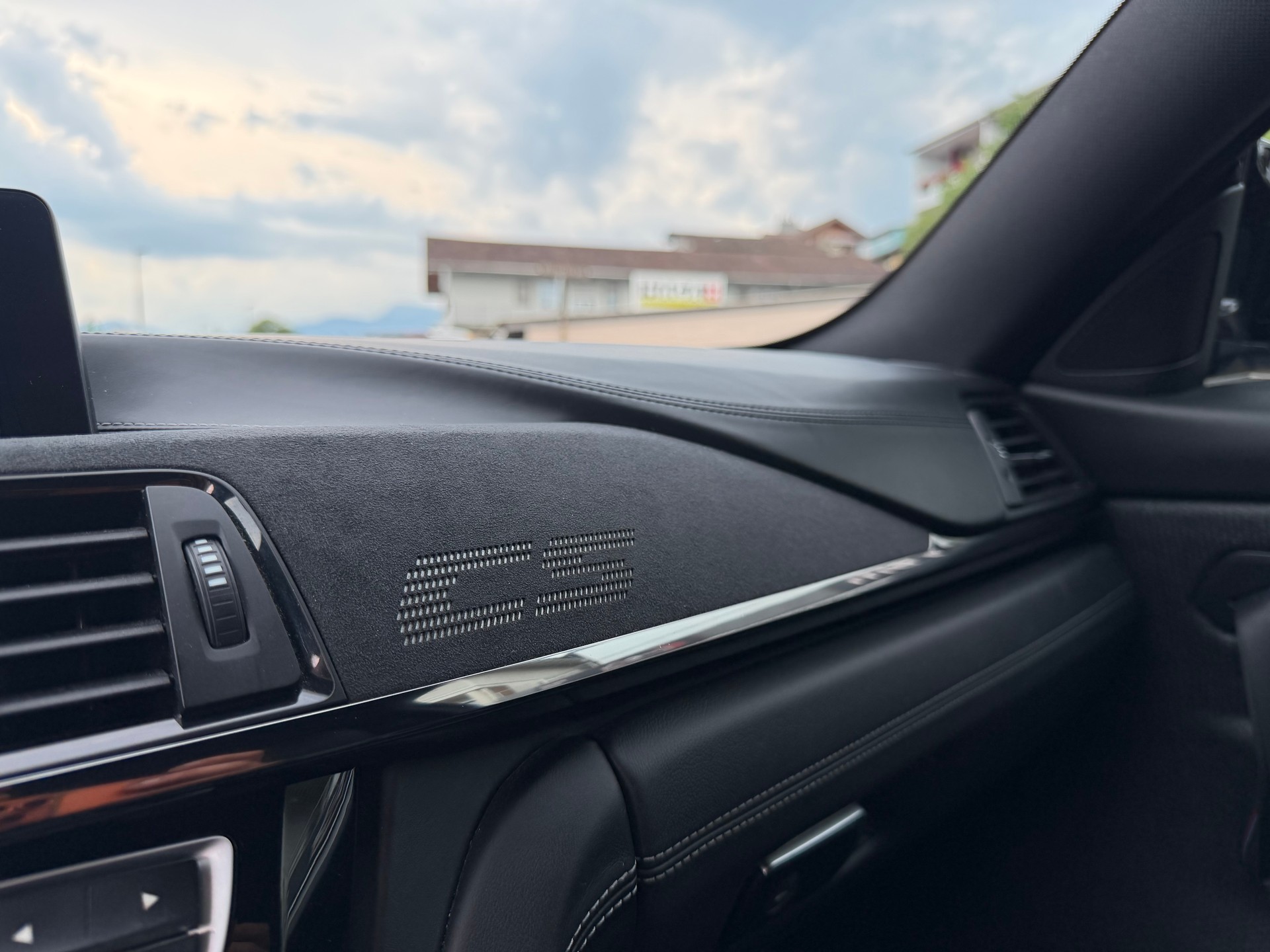 BMW M4 Coupé CS DKG-image-13