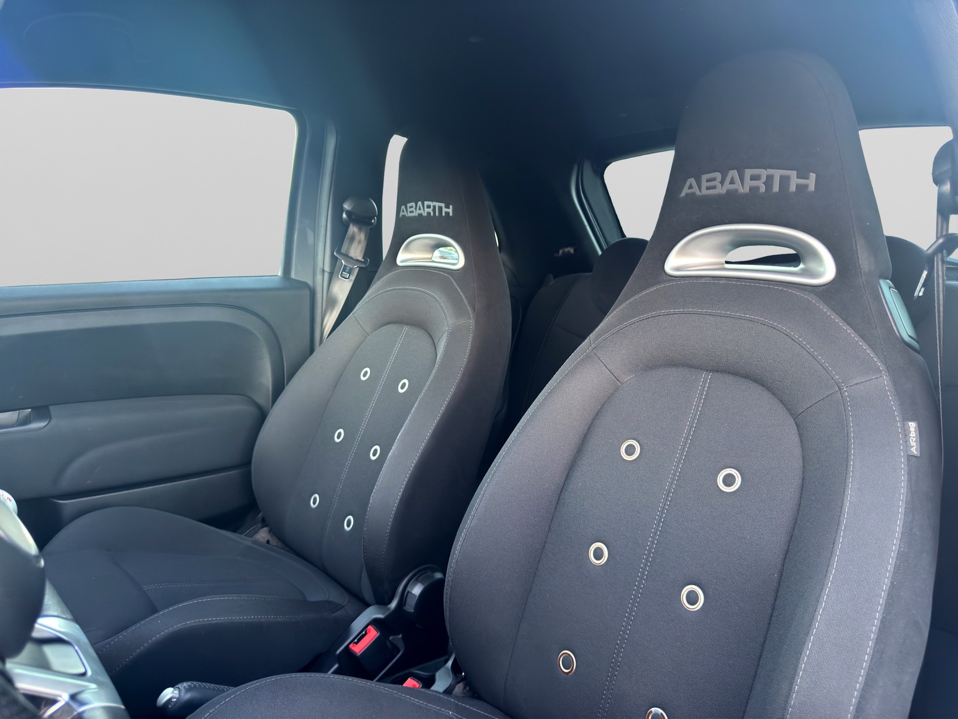FIAT 595 Abarth 1.4 T-Jet 145-image-12