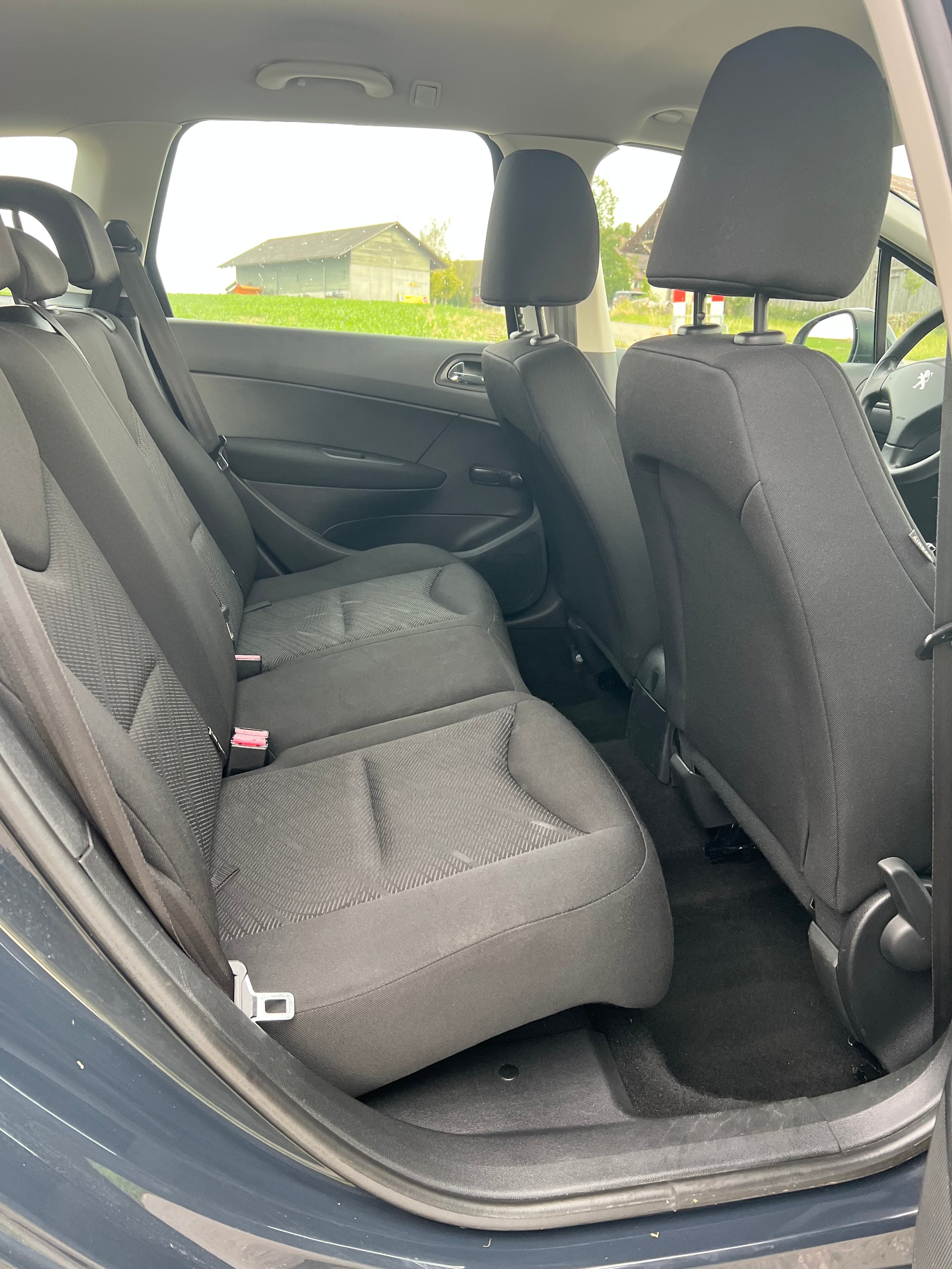 PEUGEOT 308 SW 1.6 HDI Access EGS6-image-14