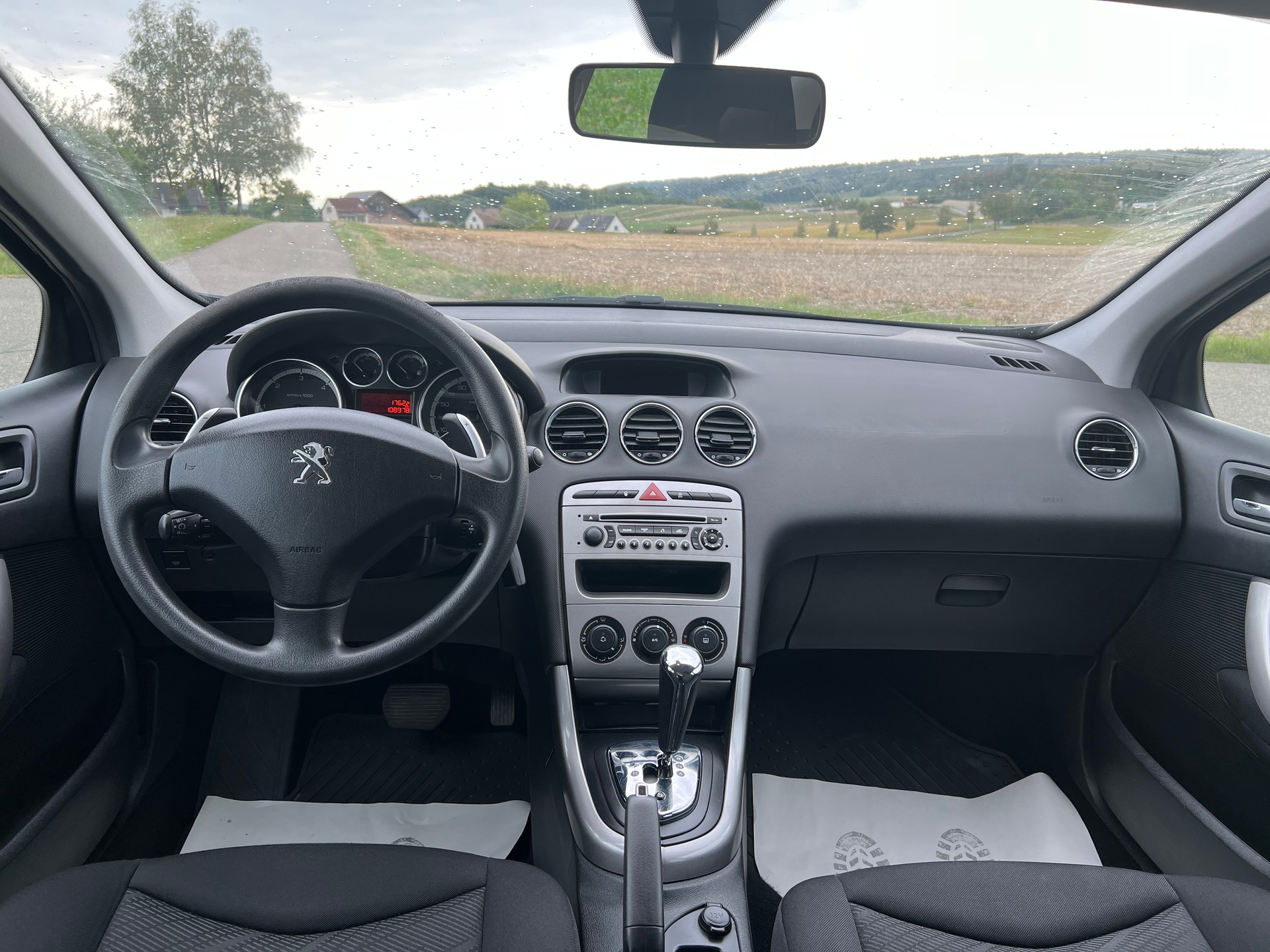 PEUGEOT 308 SW 1.6 HDI Access EGS6-image-10