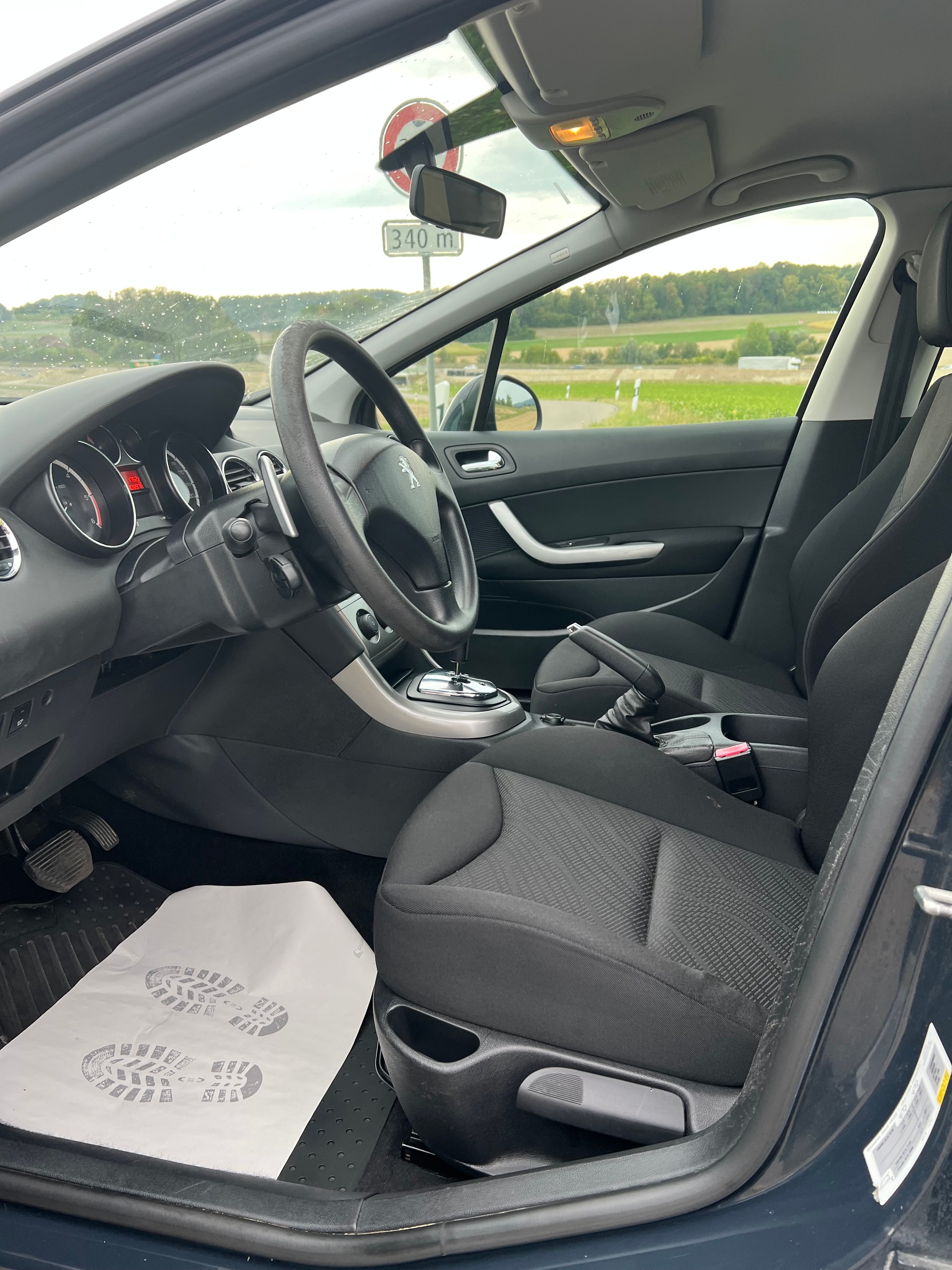 PEUGEOT 308 SW 1.6 HDI Access EGS6-image-9