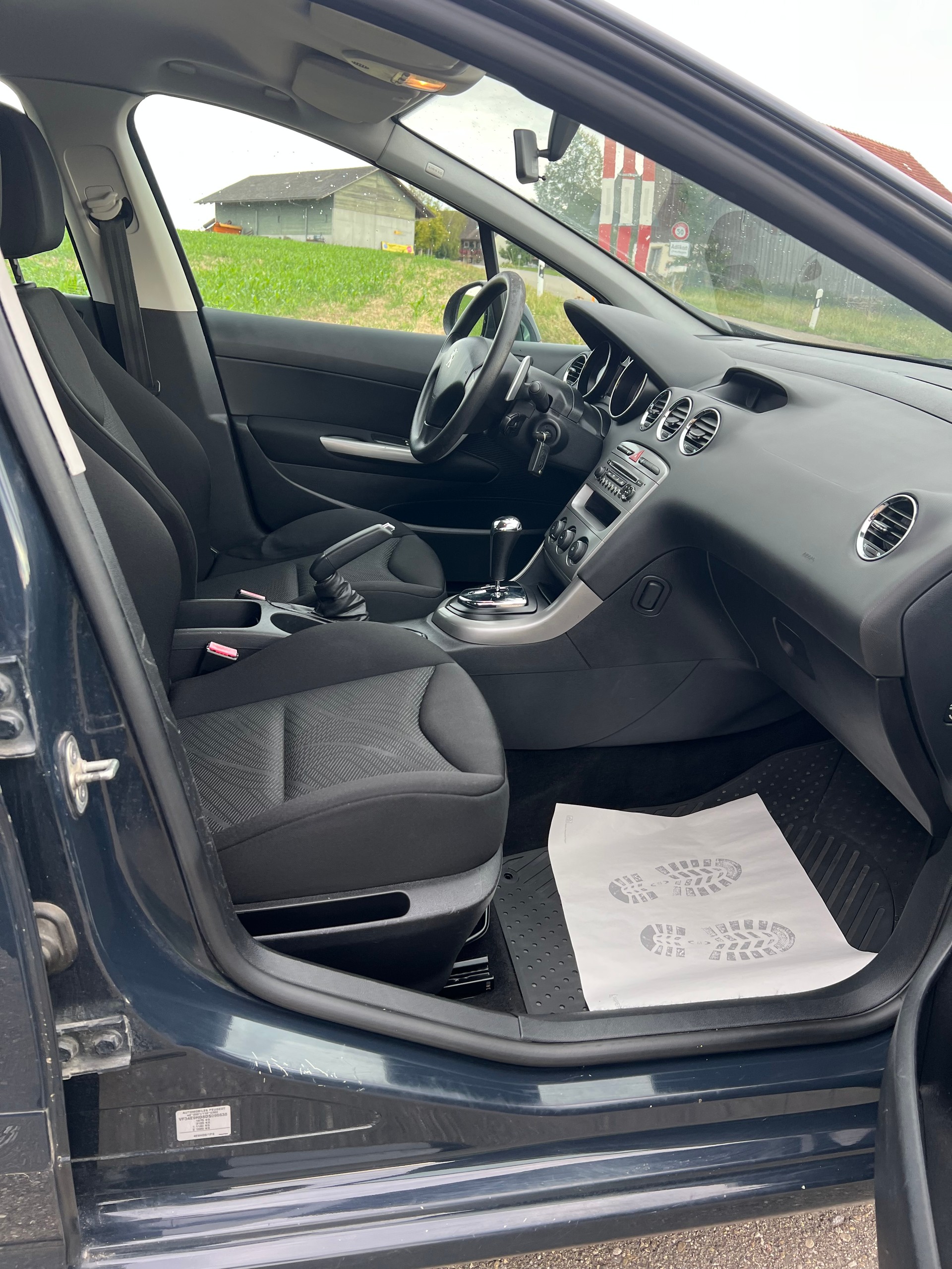 PEUGEOT 308 SW 1.6 HDI Access EGS6-image-15