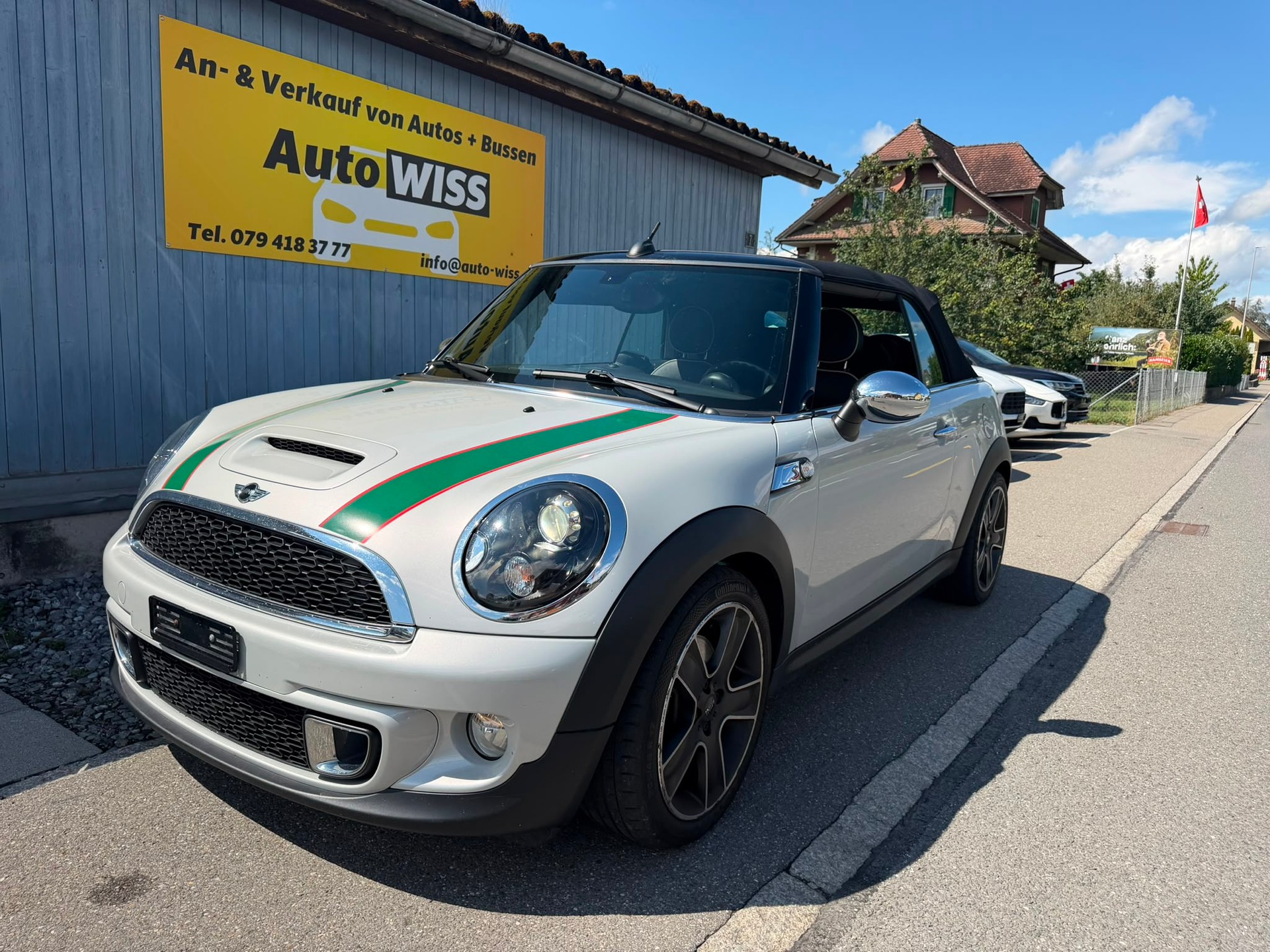 MINI Cooper S Cabriolet-image-3