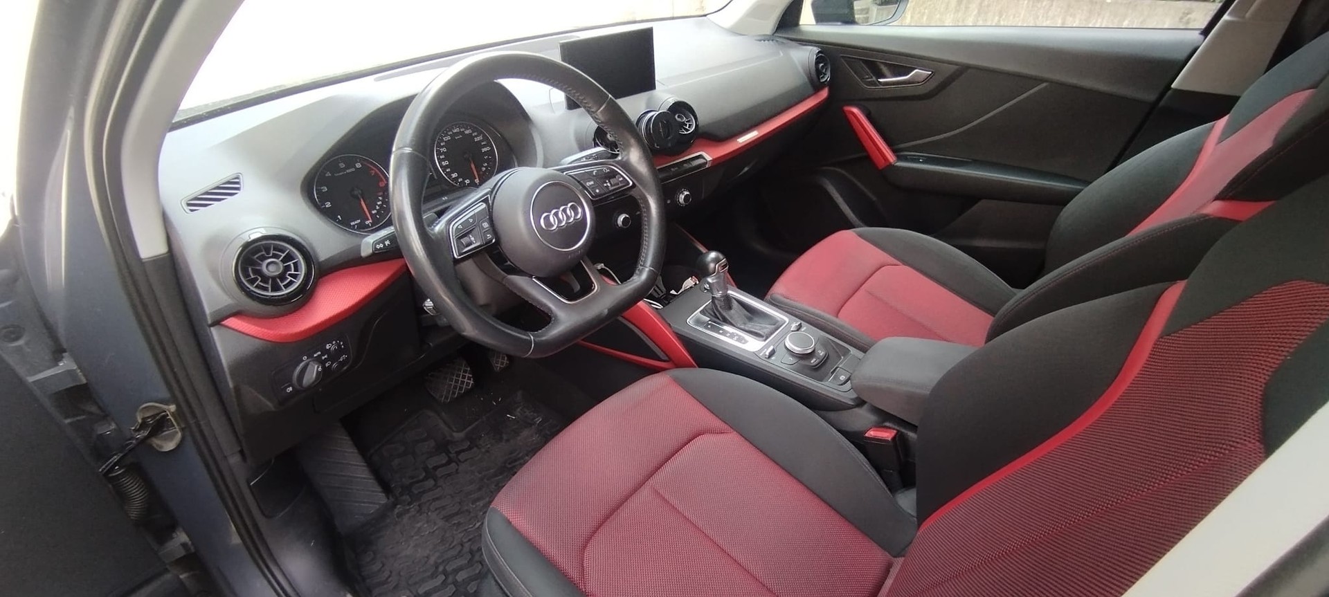 AUDI Q2 1.4 TFSI sport-image-5
