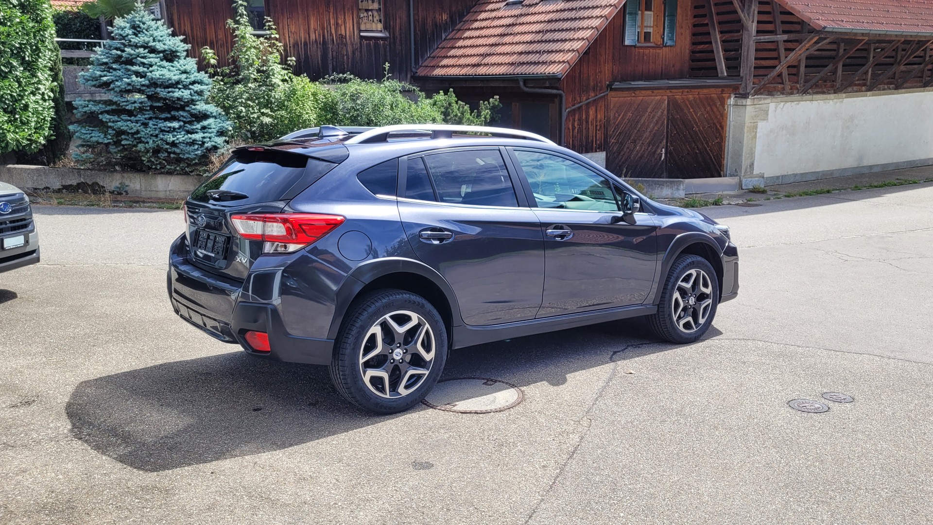 SUBARU XV 2.0 Swiss Plus AWD Lineartronic-image-4