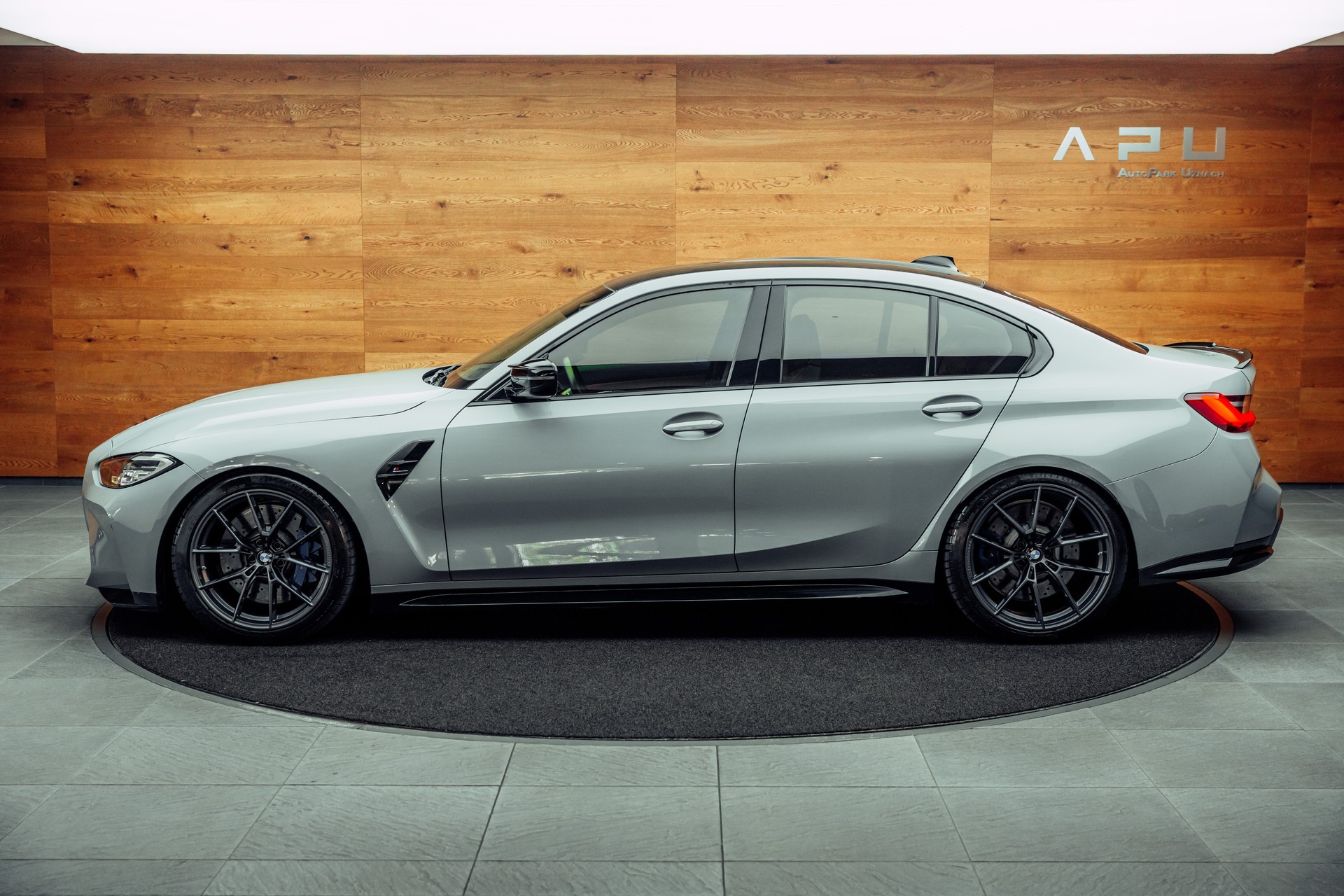 BMW M3 Competition xDrive-image-8