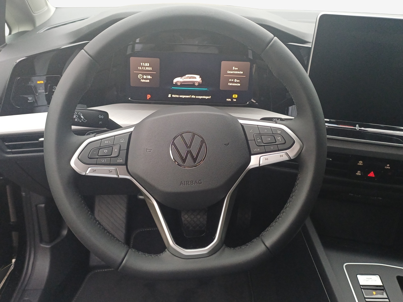VW Golf 1.5 e TSI mHEV Value DSG-image-9