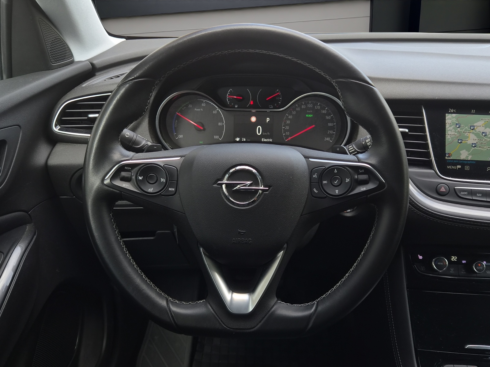 OPEL Grandland X 1.6 Hybrid4 Ultimate Automatik-image-6