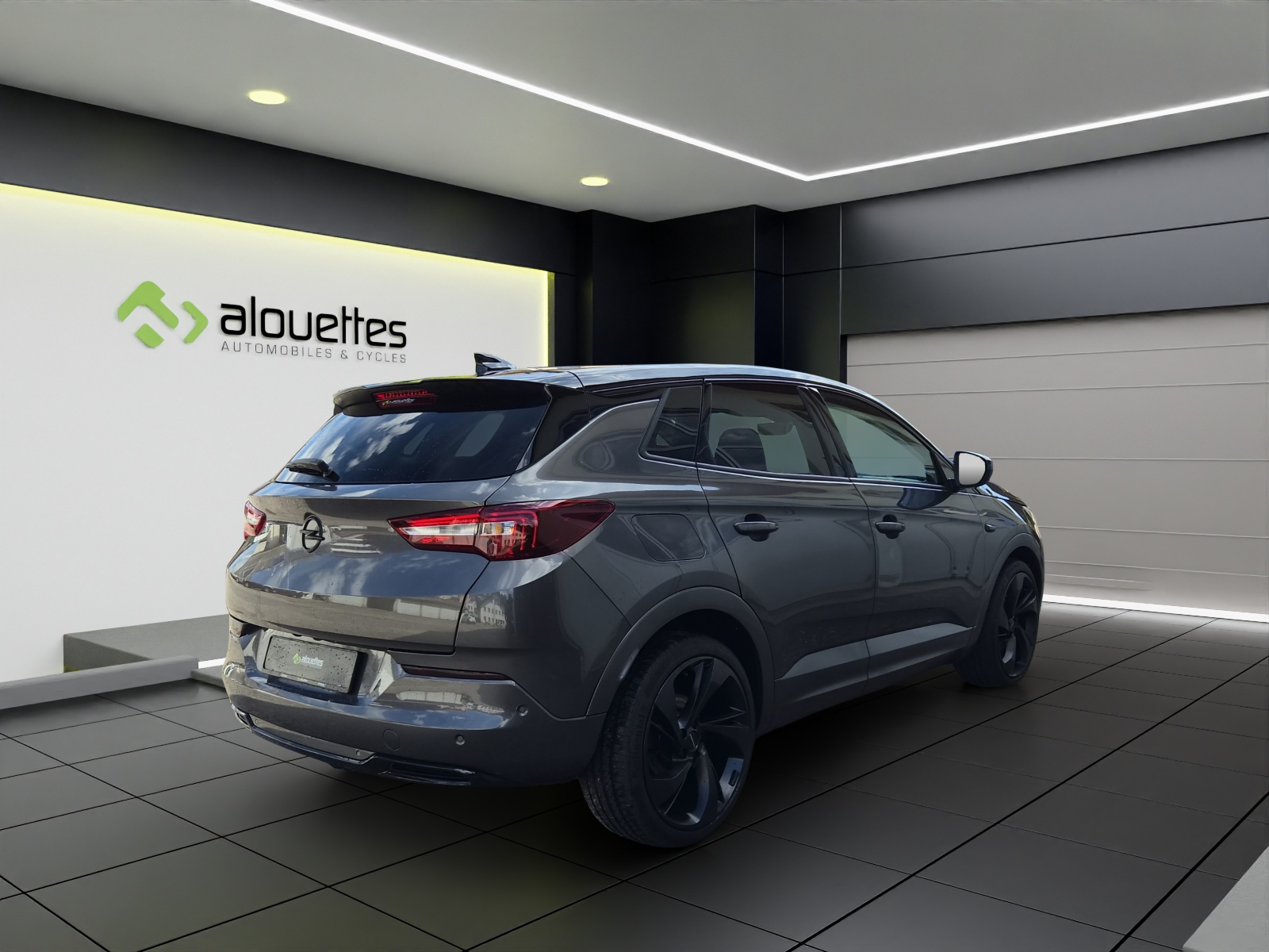 OPEL Grandland X 1.6 Hybrid4 Ultimate Automatik-image-4